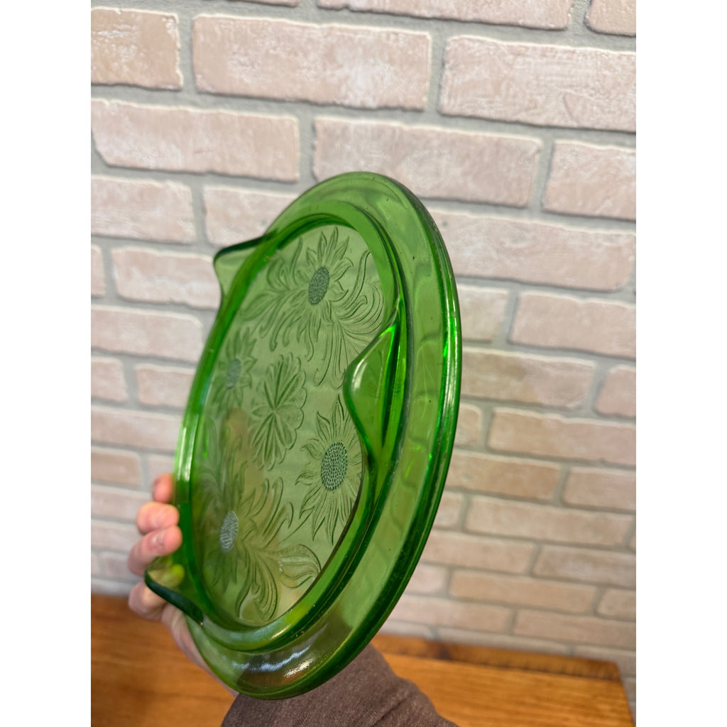 Green Jeannette Glass "Sunflower" Three-Toed Cake Plate Uranium Glass
