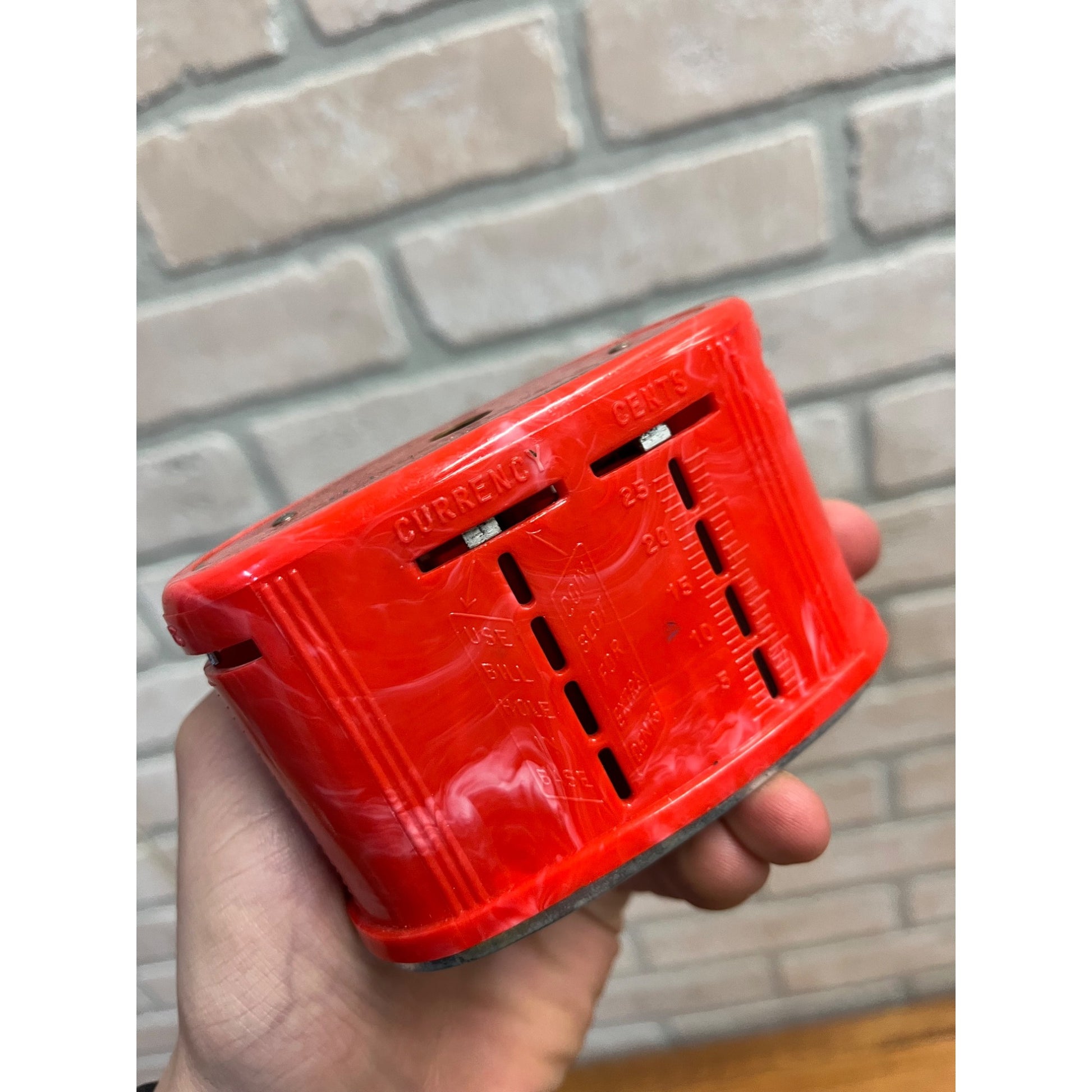 Vintage First National Bank West Bend Wisconsin Red Bakelite? Coin Bank - No Key