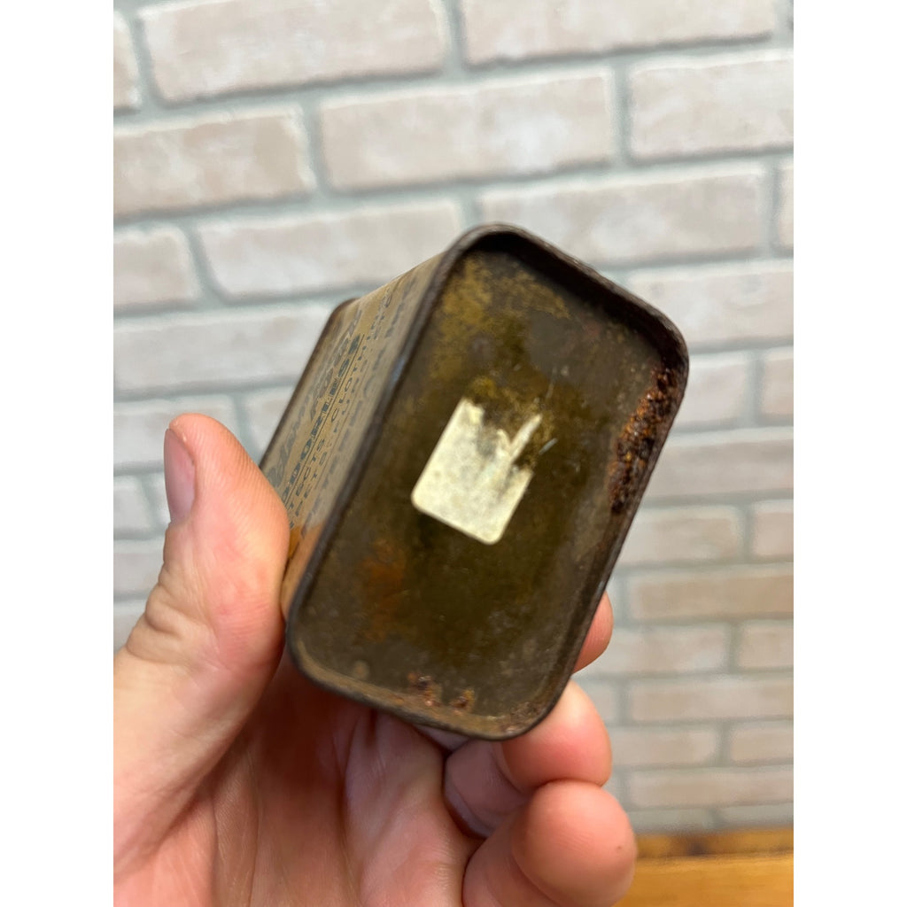 Antique 1920s Peterman's Moth Food Tin Wm Peterman New York Passaic NJ Can