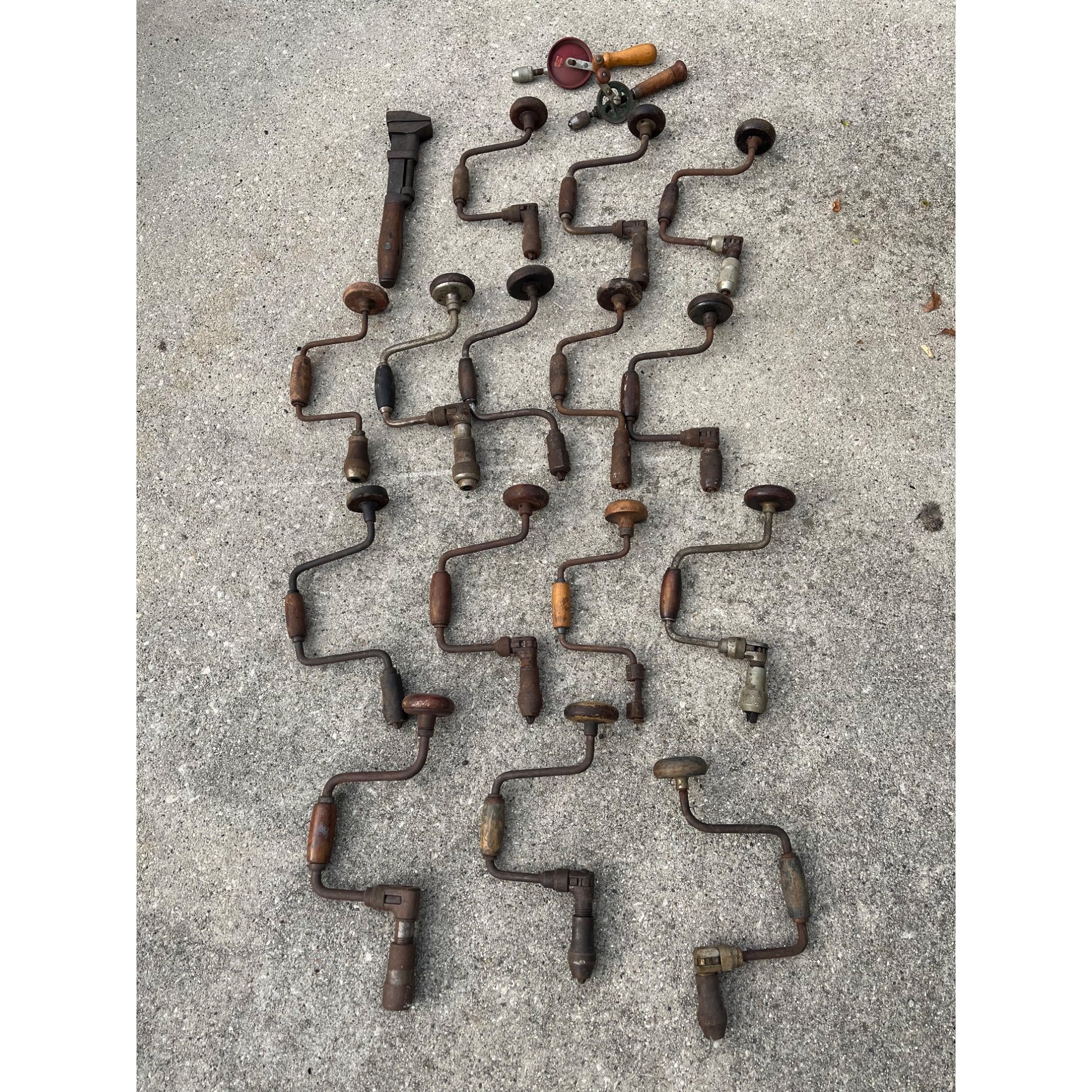 Antique Vintage Huge Lot Auger Bit Brace Hand Drills, Egg Beater Drills, Wrench