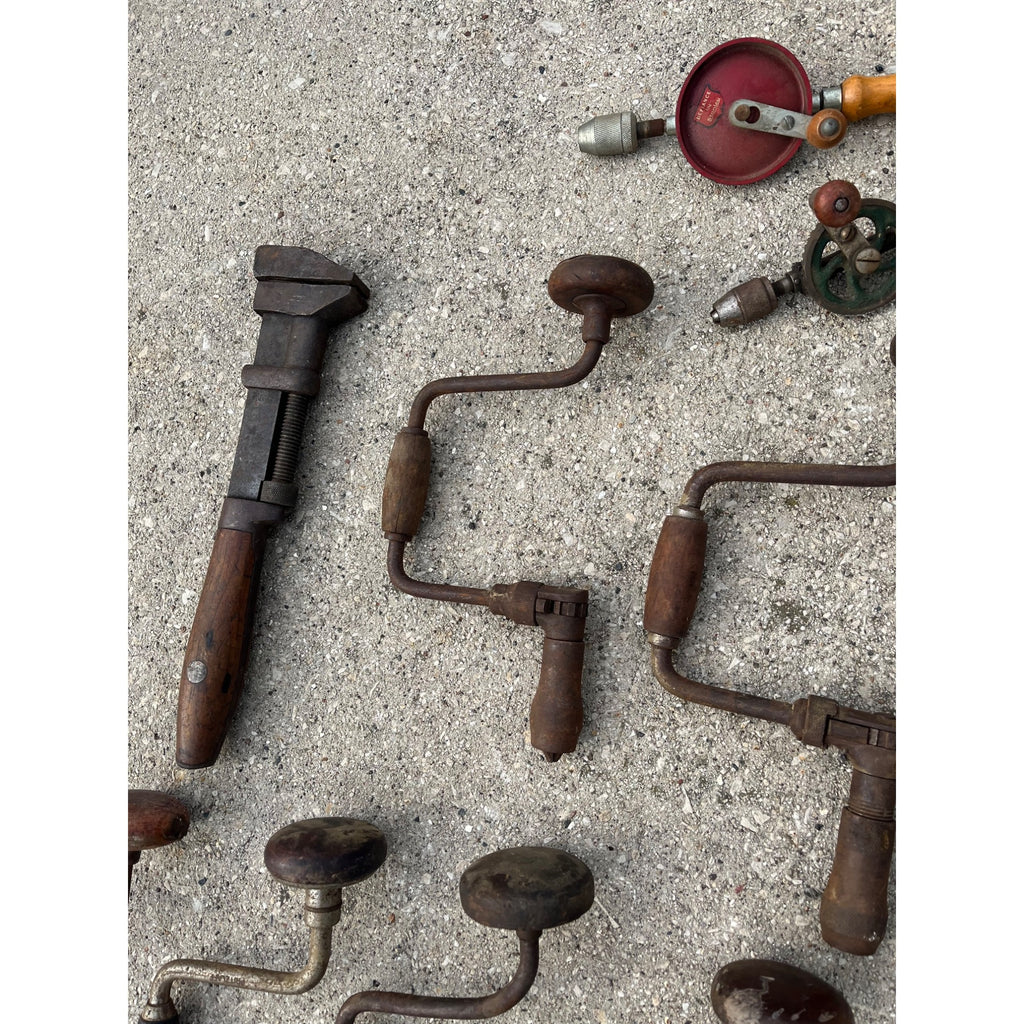 Antique Vintage Huge Lot Auger Bit Brace Hand Drills, Egg Beater Drills, Wrench