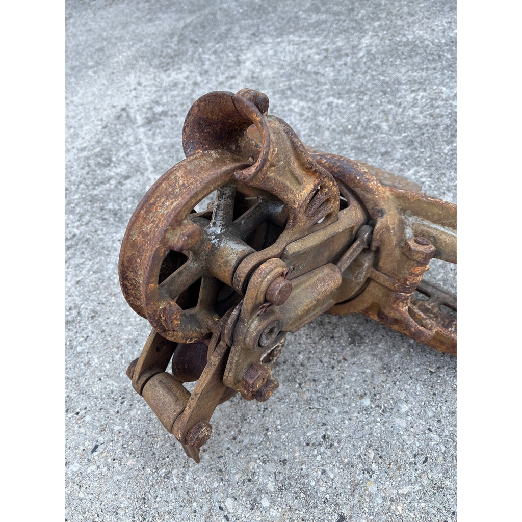 Antique F.E. Myers Cross Draft Cast Iron Farm Hay Trolley Barn Equipment