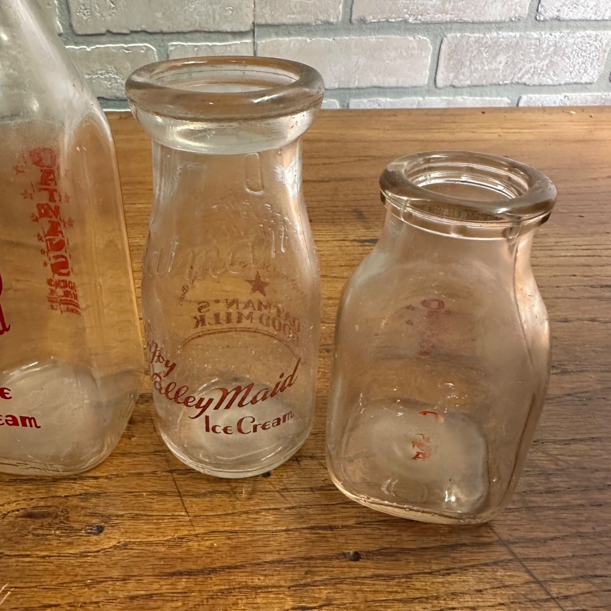 Lot of (4) Oatman Milk Bottles Valley Maid Ice Cream ACL Aurora IL