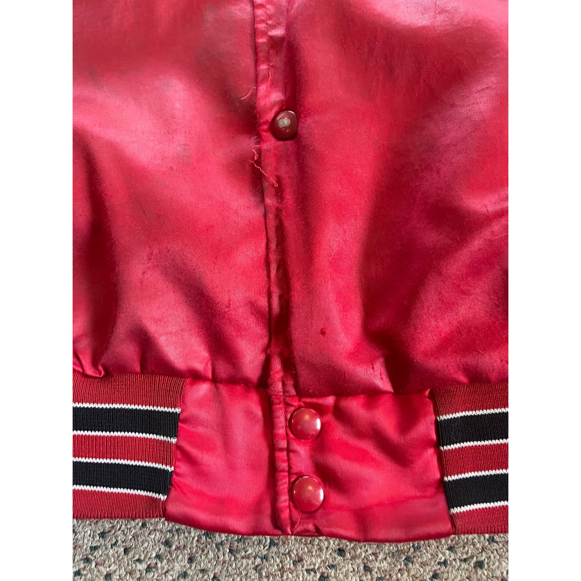 Vintage 1990s Swingster NBA Chicago Bulls Satin Bomber Jacket Mens XL Jordan