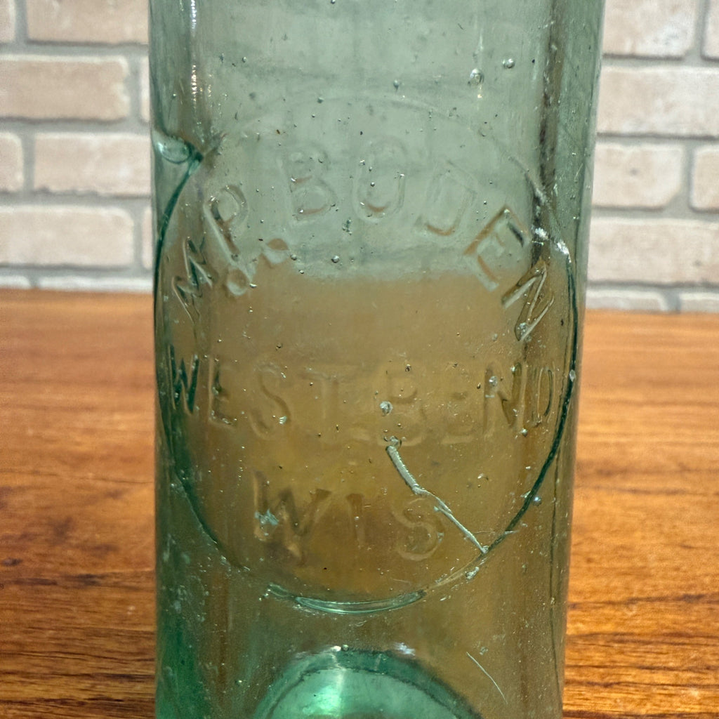 RARE Antique MP Boden -- West Bend, Wis -- Hutchinson Soda Blob Bottle WI