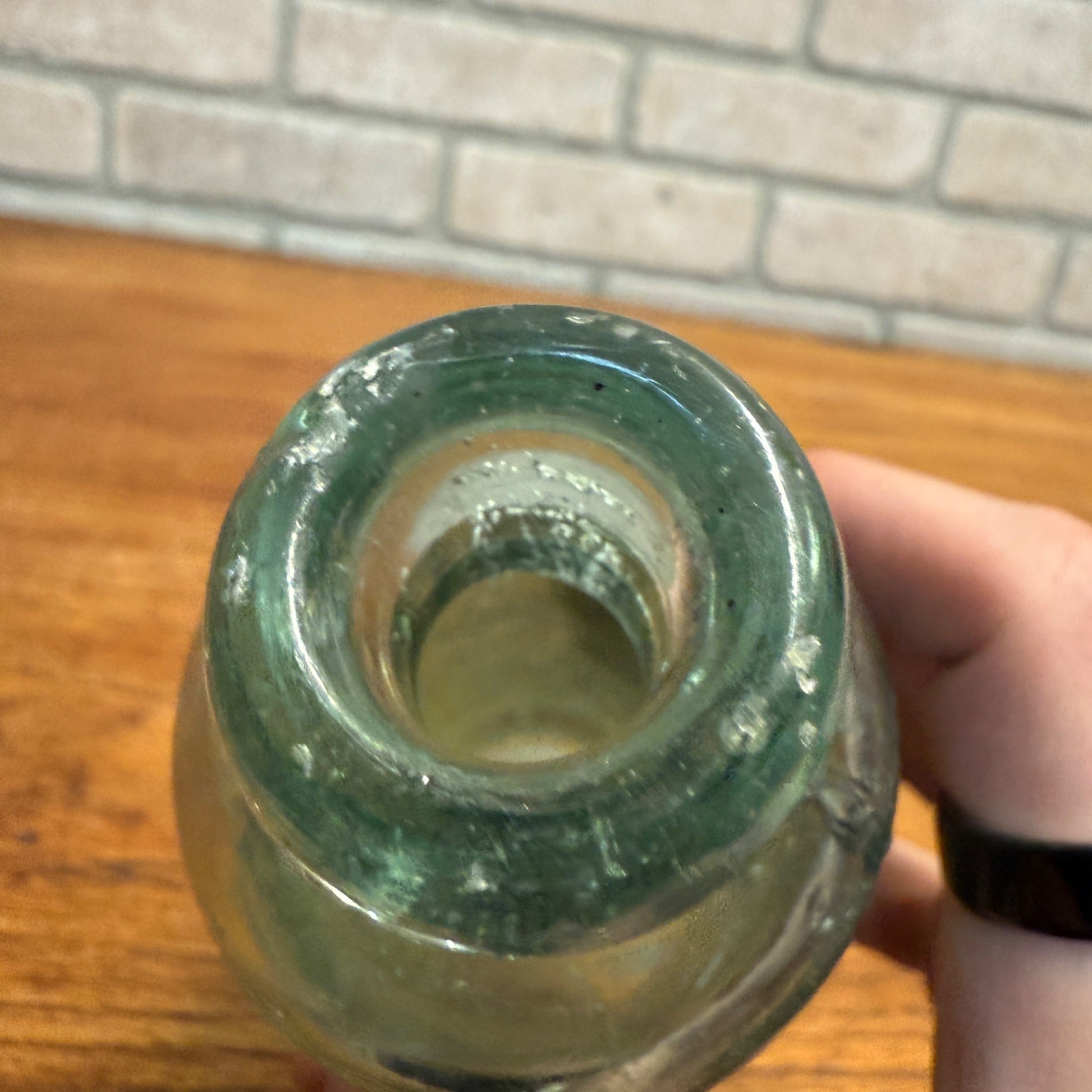 RARE Antique MP Boden -- West Bend, Wis -- Hutchinson Soda Blob Bottle WI