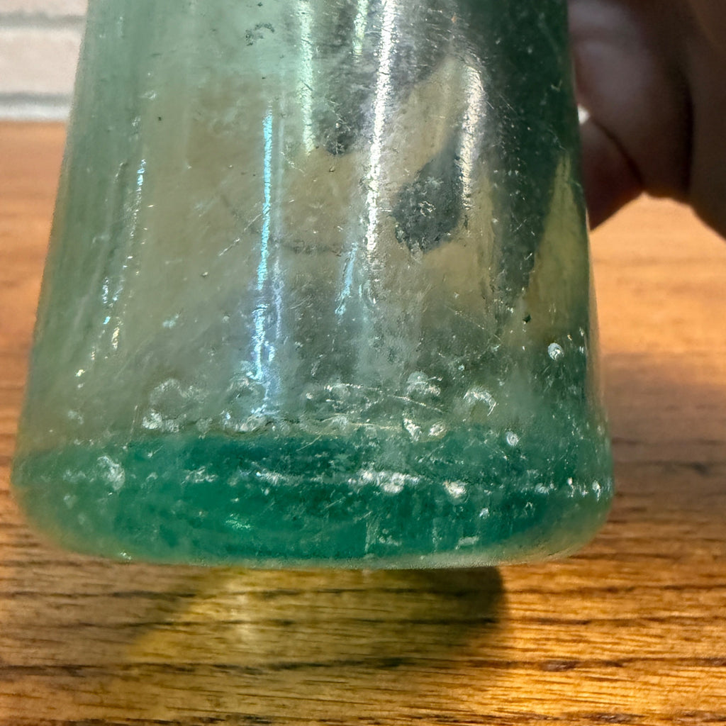 RARE Antique MP Boden -- West Bend, Wis -- Hutchinson Soda Blob Bottle WI
