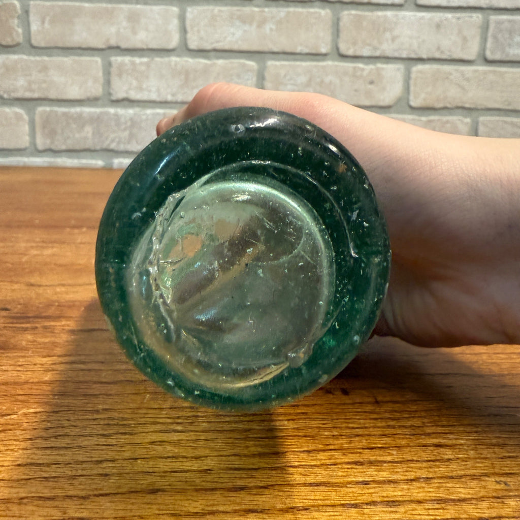 RARE Antique MP Boden -- West Bend, Wis -- Hutchinson Soda Blob Bottle WI