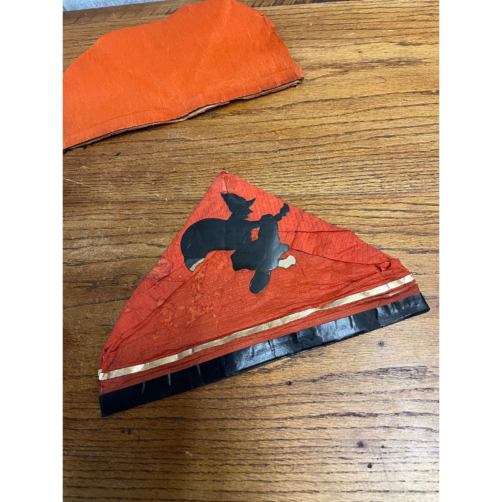 Vintage 1930s Halloween Party Crepe Tissue Paper Hats Flying Witch - German