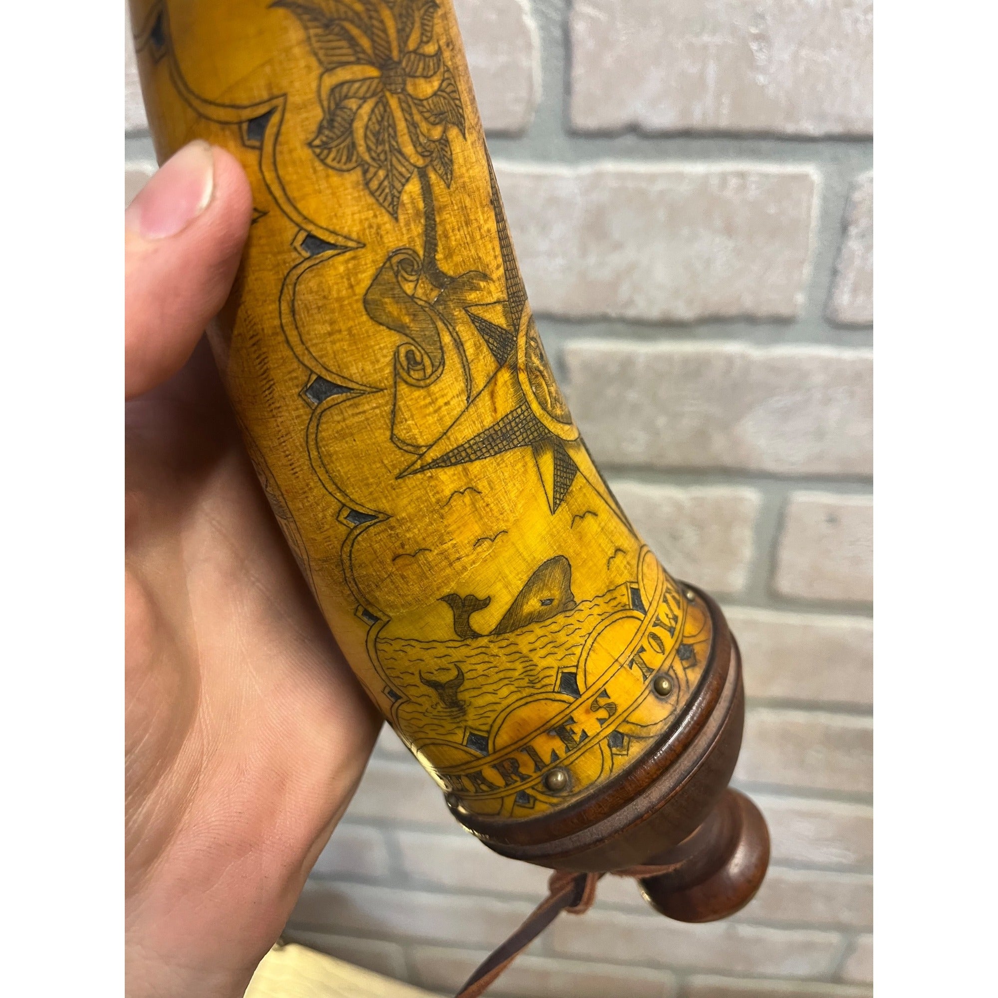 Antique 19th c. Scrimshaw Carved Powder Horn Charleston South Carolina Folk Art