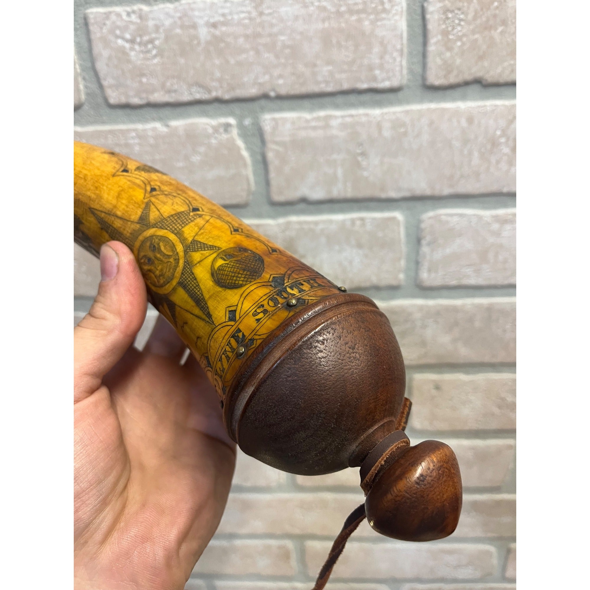 Antique 19th c. Scrimshaw Carved Powder Horn Charleston South Carolina Folk Art