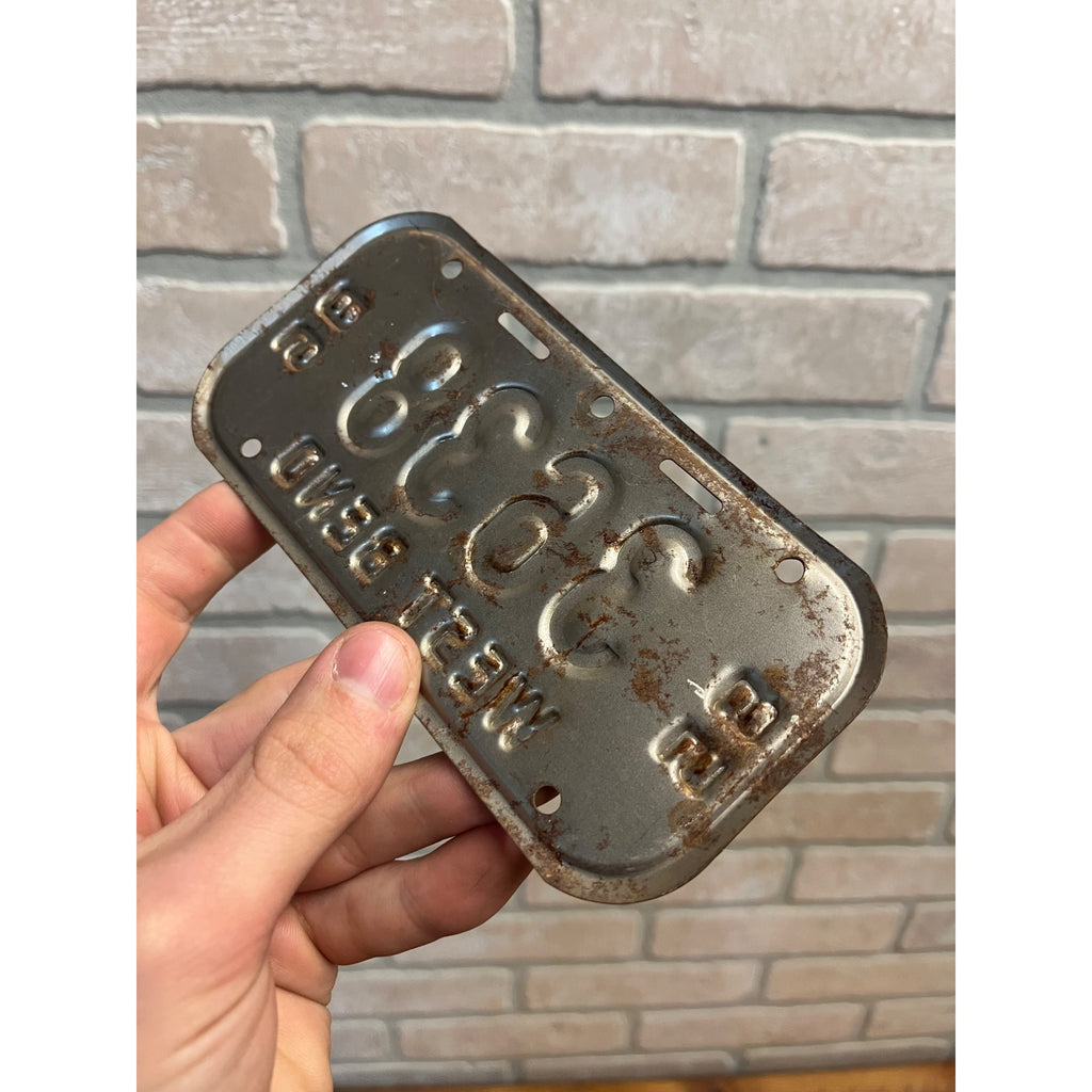 Vintage Wisconsin Bicycle Bike License Plate Embossed West Bend 1985-1986