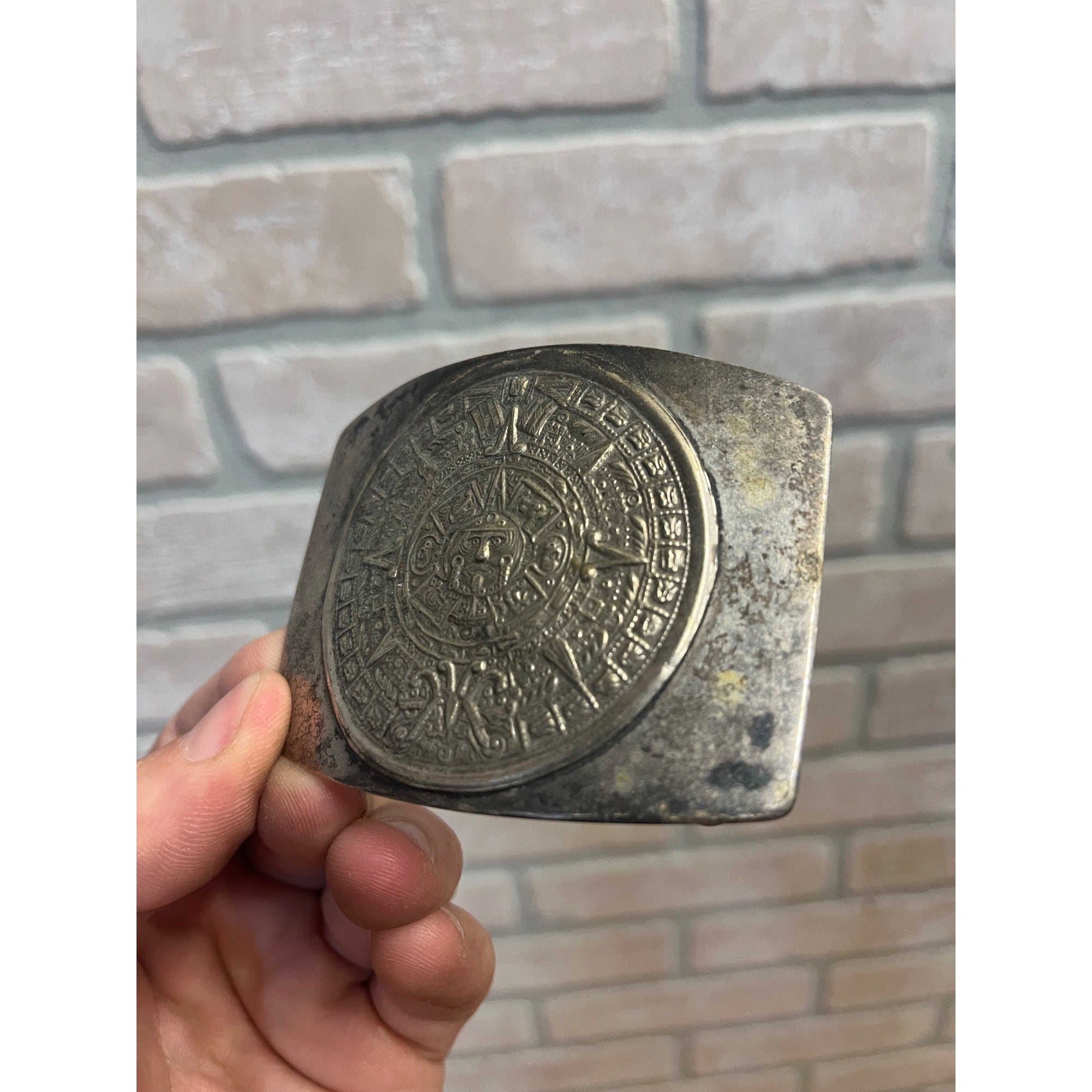 Sterling Silver .925 Mexican Mayan Calendar Belt Buckle 56.55 g Grams
