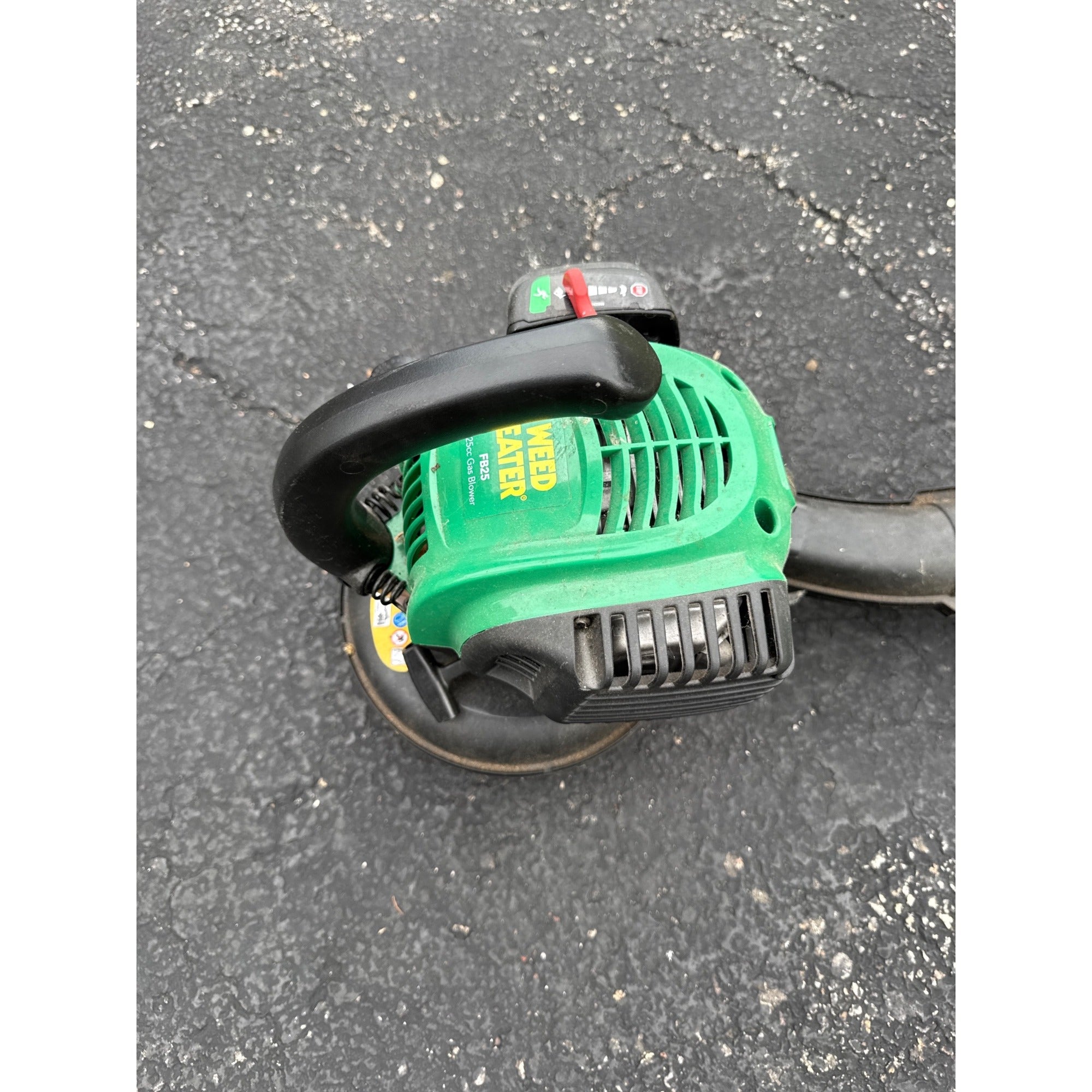 Estate Liquidation Special - Working Weed  Eater Leaf Blower
