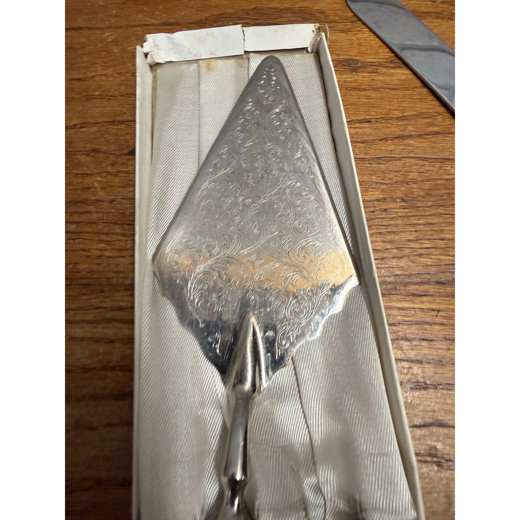 Raimond Sheffield England Sterling Silver Handled Knife And Cake Set Wedding Gift