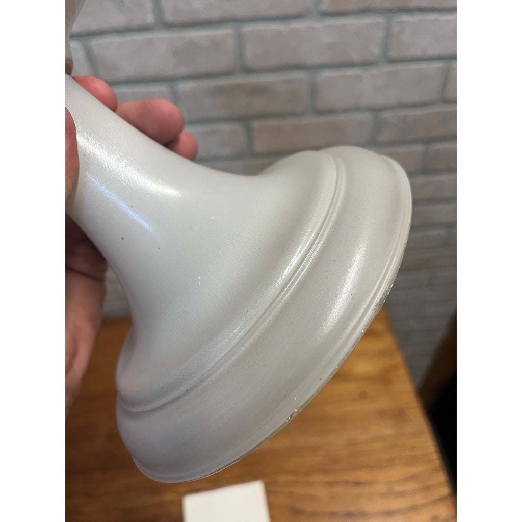 Aladdin White Kerosene Parlor Oil Lamp - No Chimney Nu Type Model B