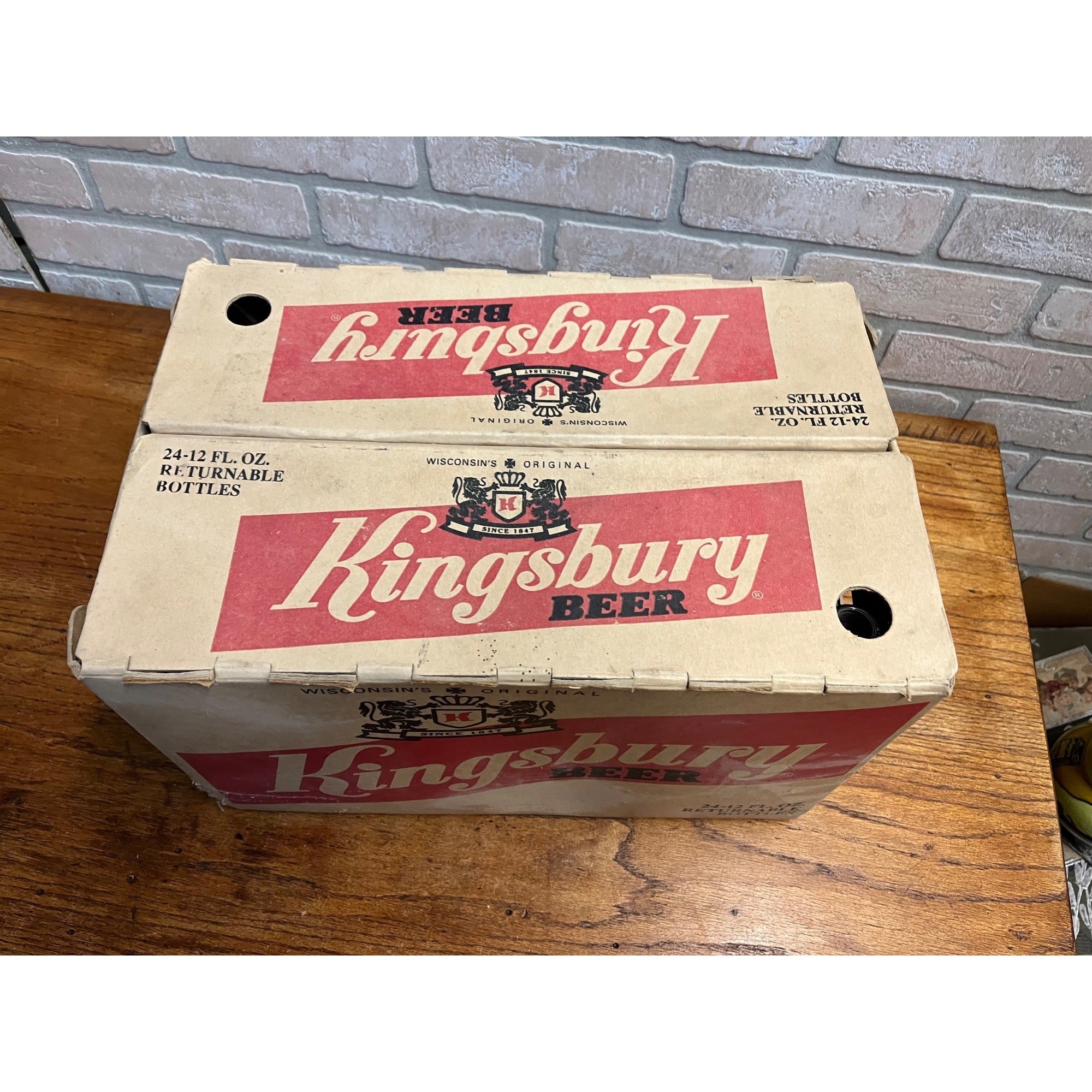 Vintage Kingsbury Beer Case Crate 24pk w/ Bottles