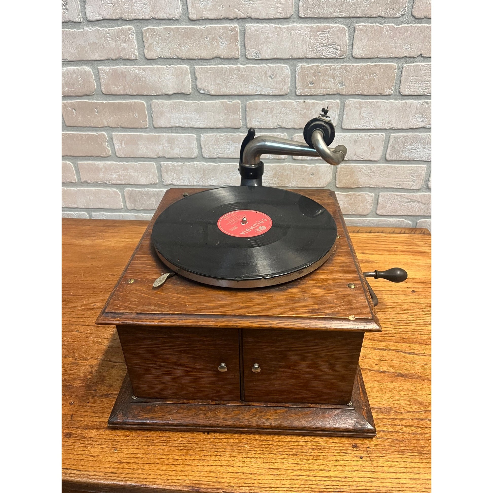 Antique Tabletop Victor Talking Machine Record Player Model VV-IV Works