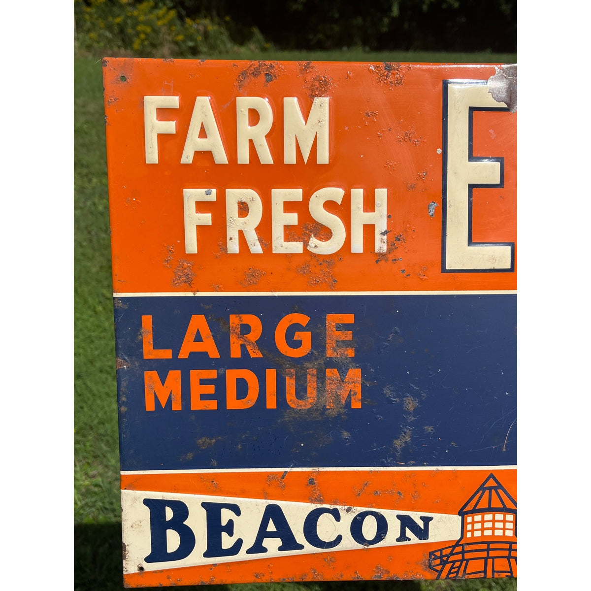 Vintage 1950s Original Beacon Feeds Fresh Eggs Farm Metal Sign