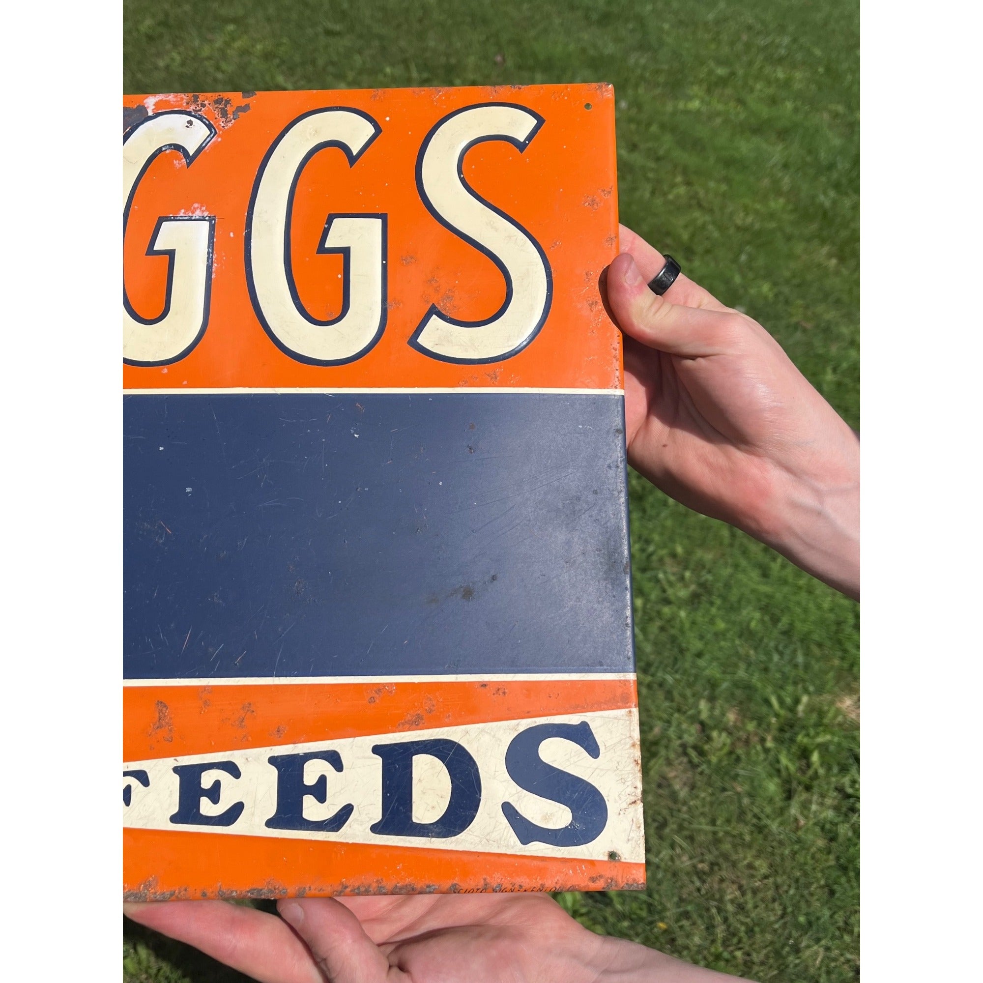 Vintage 1950s Original Beacon Feeds Fresh Eggs Farm Metal Sign