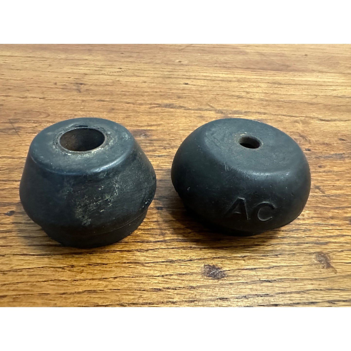 Vintage AC Spark Plug Cleaning Machine Rubber Boots Adapters Tips (2)