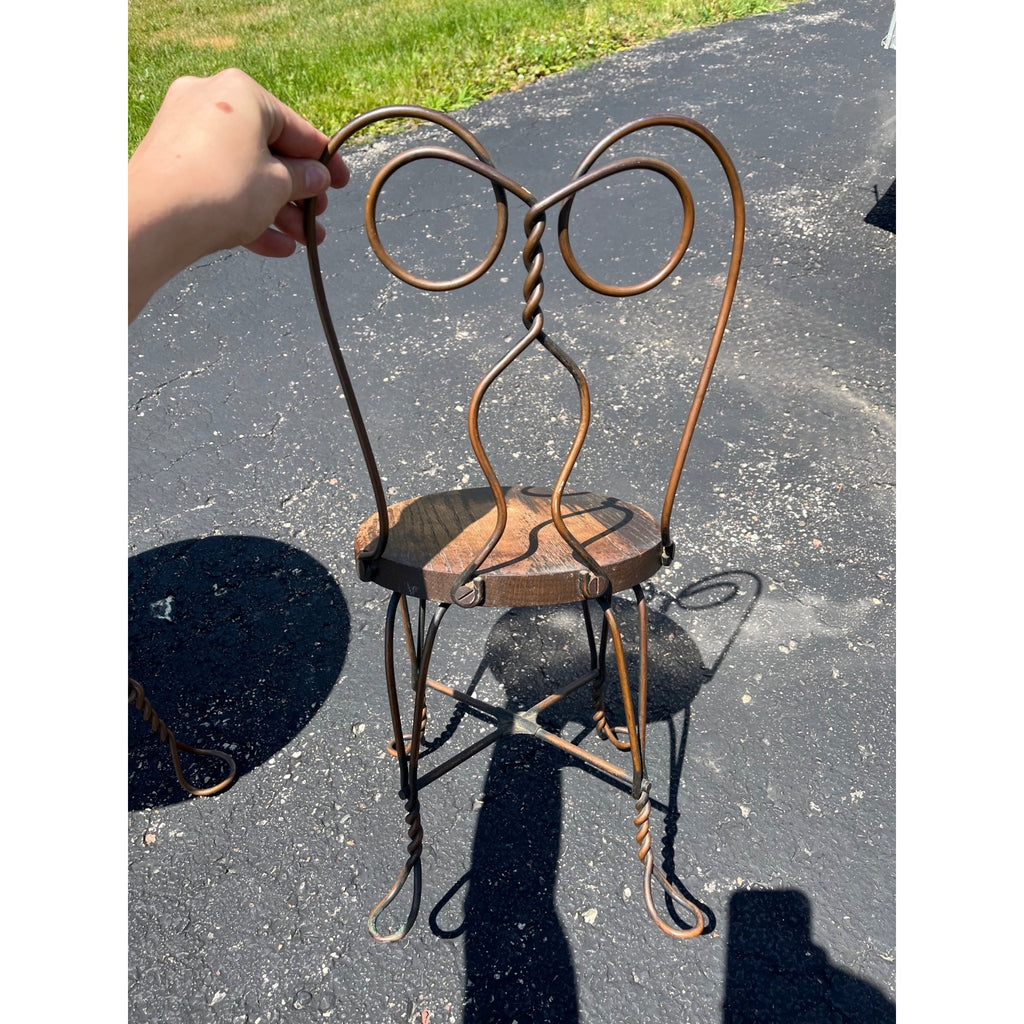 Miniature Children's Ice Cream Table & Chair Set Wire Chairs