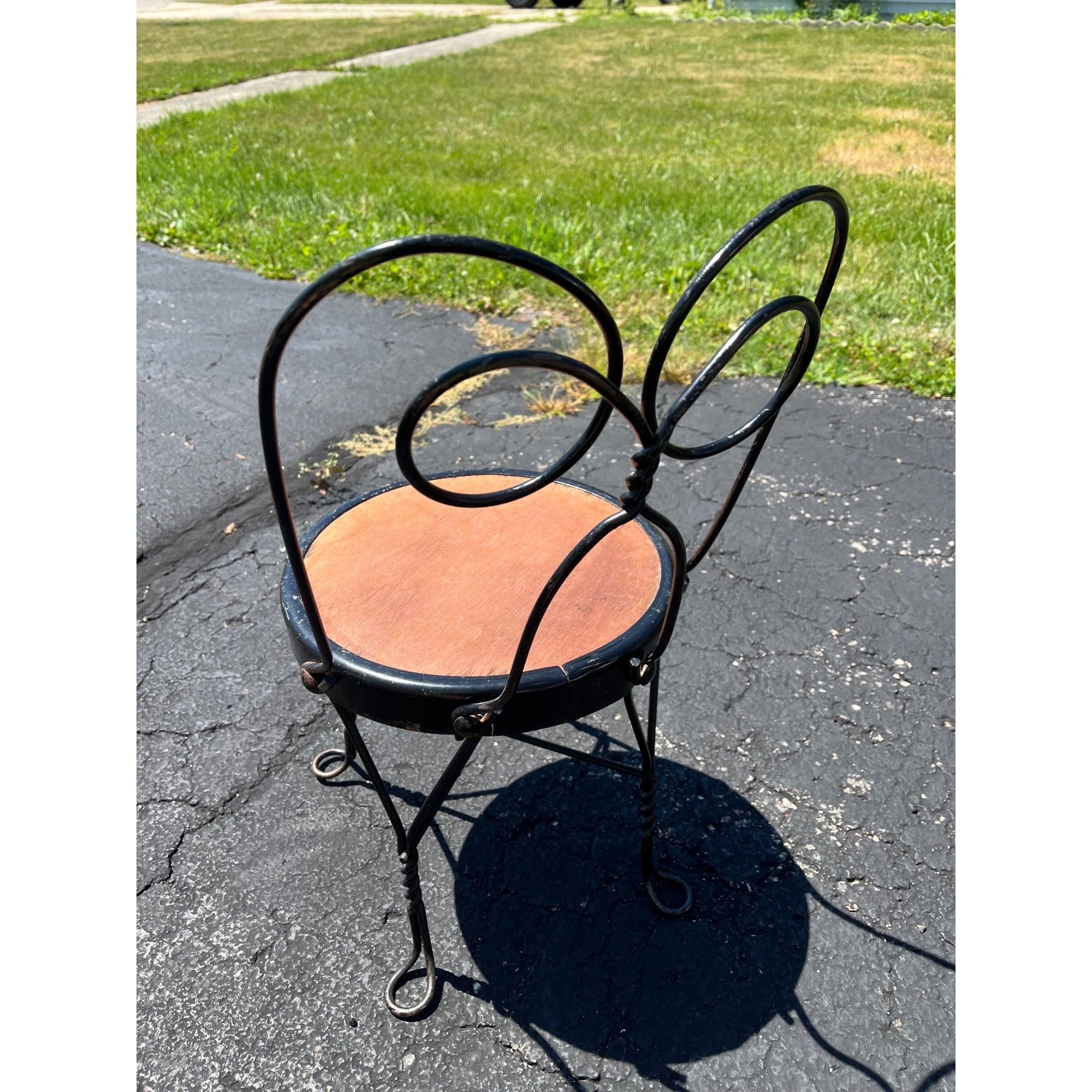 Miniature Children's Ice Cream Table & Chair Set Wire Chairs