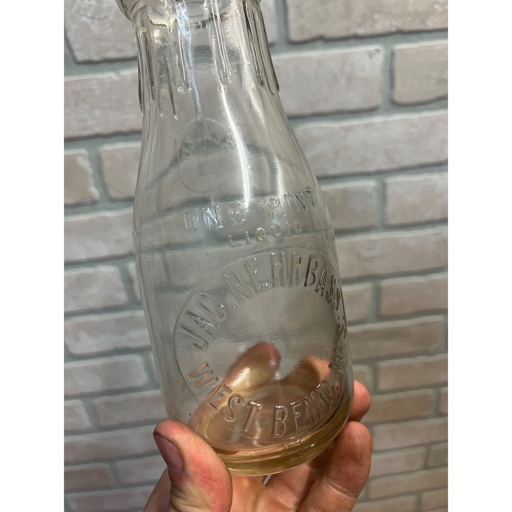 Vintage Jac Nehrbass One Pint Glass Milk Dairy Bottle West Bend, Wisconsin WI