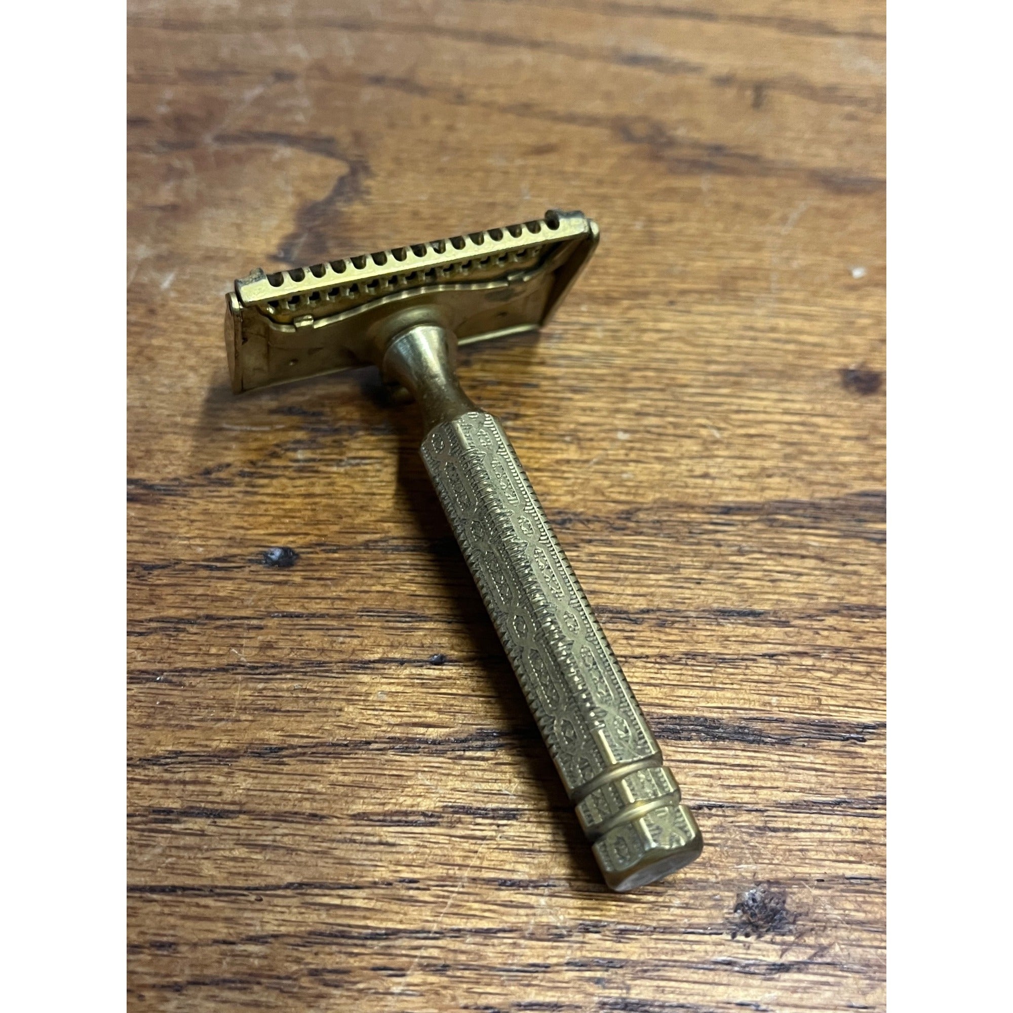 1920s Era Gold Plated Ever-Ready Shovelhead Single Edge Razor, NICE SHAPE