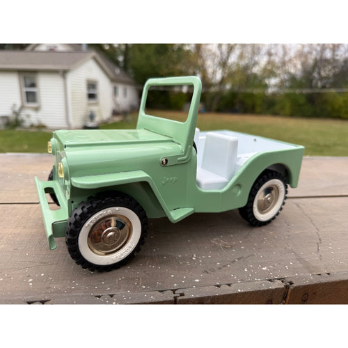 Vintage 1963 Tonka Surry Outdoor Living Green Willys Jeep Pressed Steel Toy