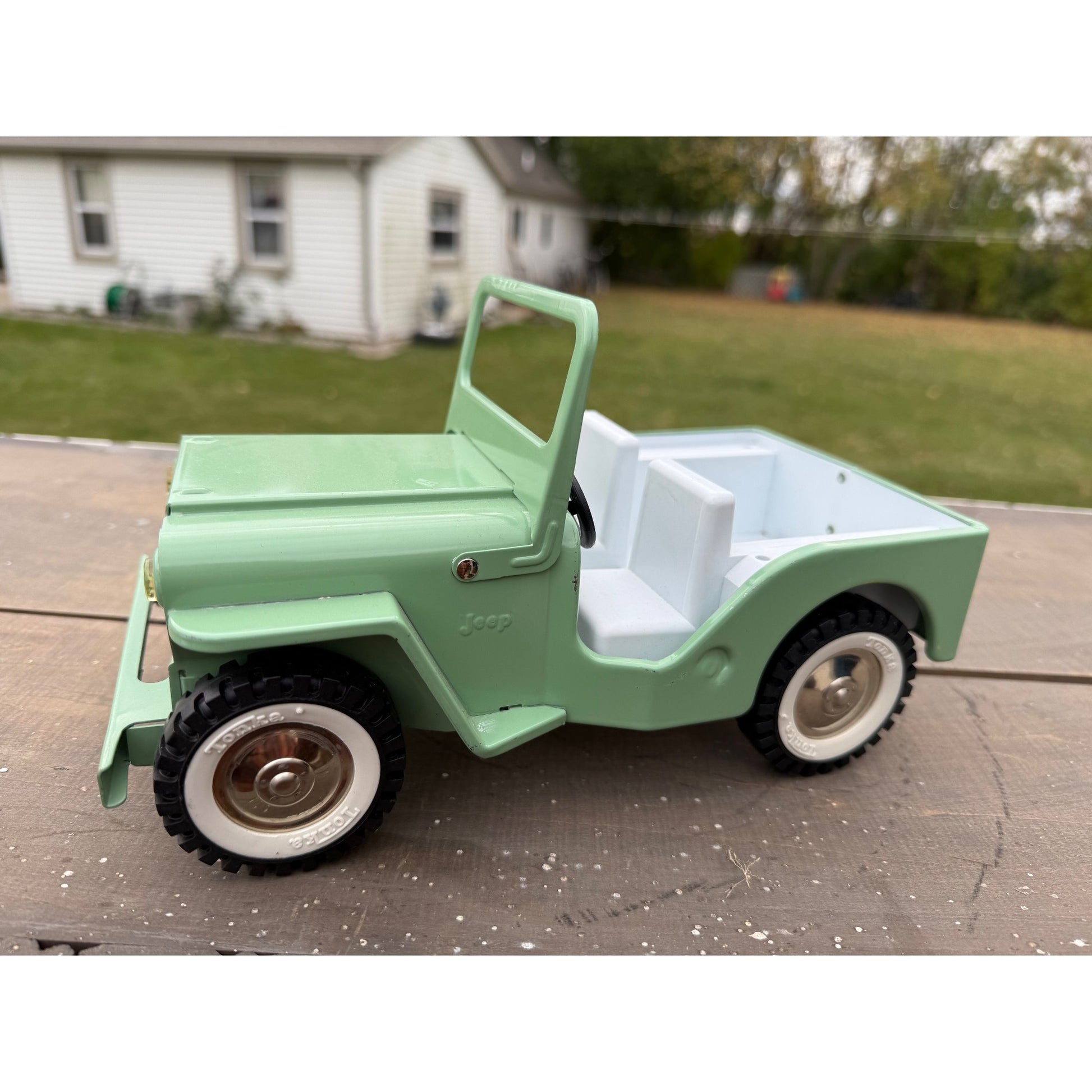 Vintage 1963 Tonka Surry Outdoor Living Green Willys Jeep Pressed Steel Toy