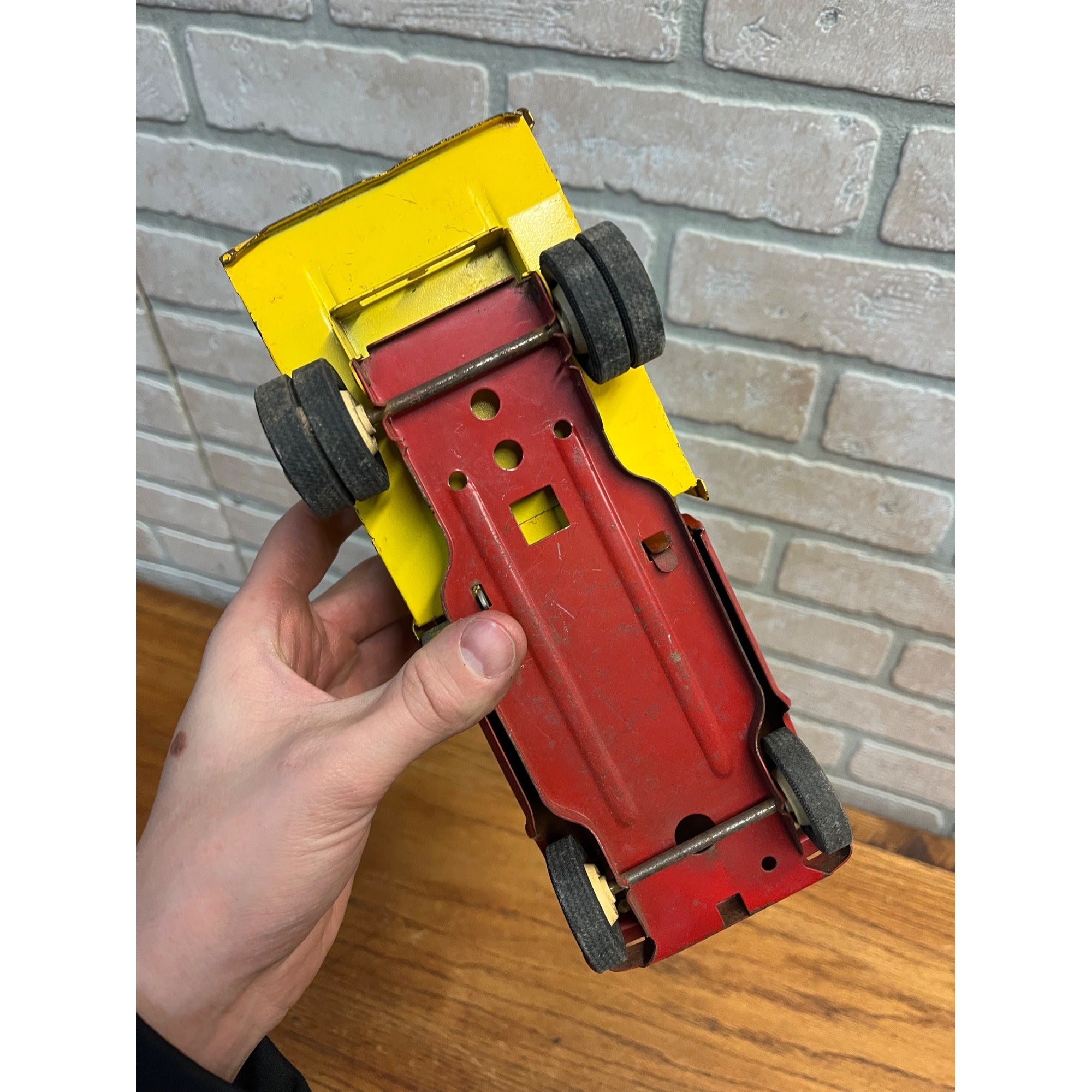 Vintage Tonka Jeep Dump Truck Pressed Metal Red And Yellow 9.5"