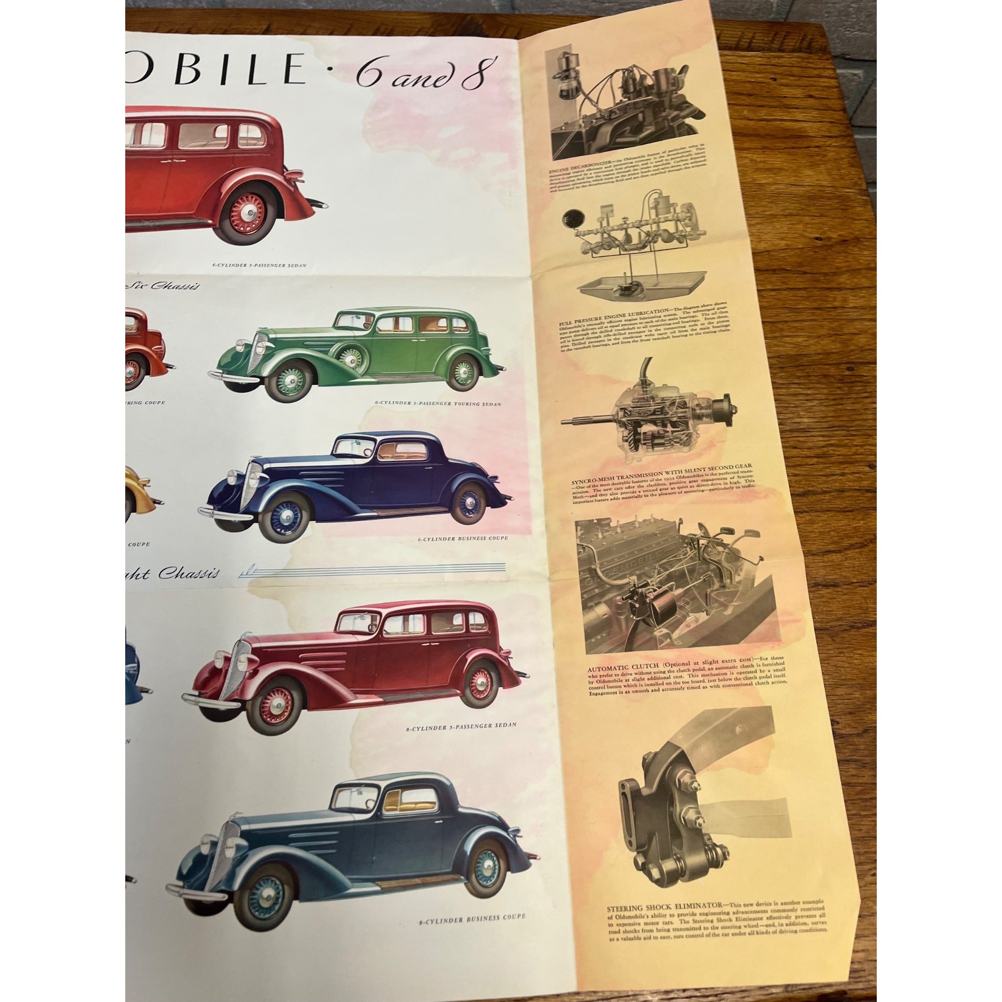 1933 OLDSMOBILE "6 and 8" Car Dealer Showroom Sales Fold-Out Poster Brochure