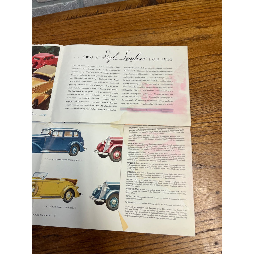 1933 OLDSMOBILE "6 and 8" Car Dealer Showroom Sales Fold-Out Poster Brochure