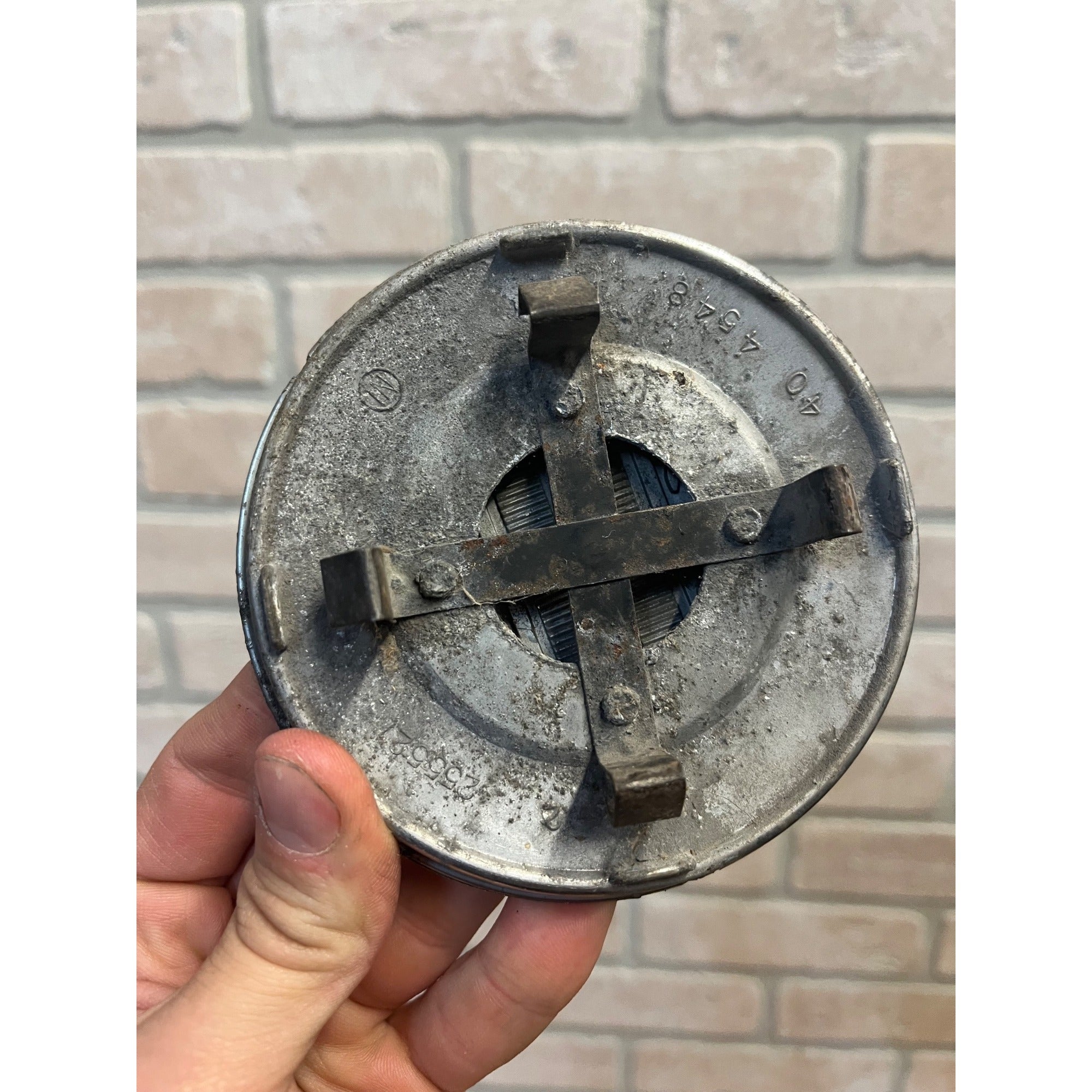 Vintage 1960s Chrome LINCOLN MERCURY Car Auto Hub Cap Center Emblem Metal