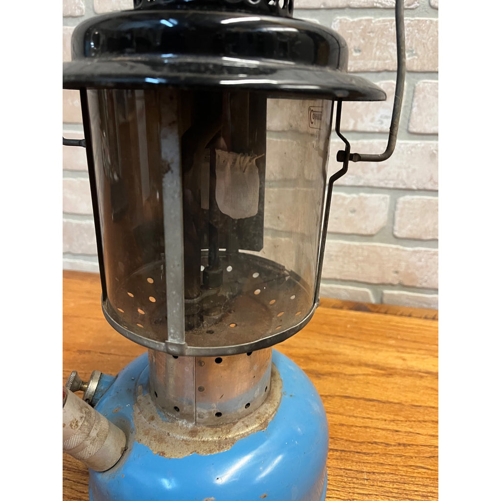Vintage 1967 Sears Blue Camping Lantern 476-74060 w/ Pyrex Clear Glass Globe