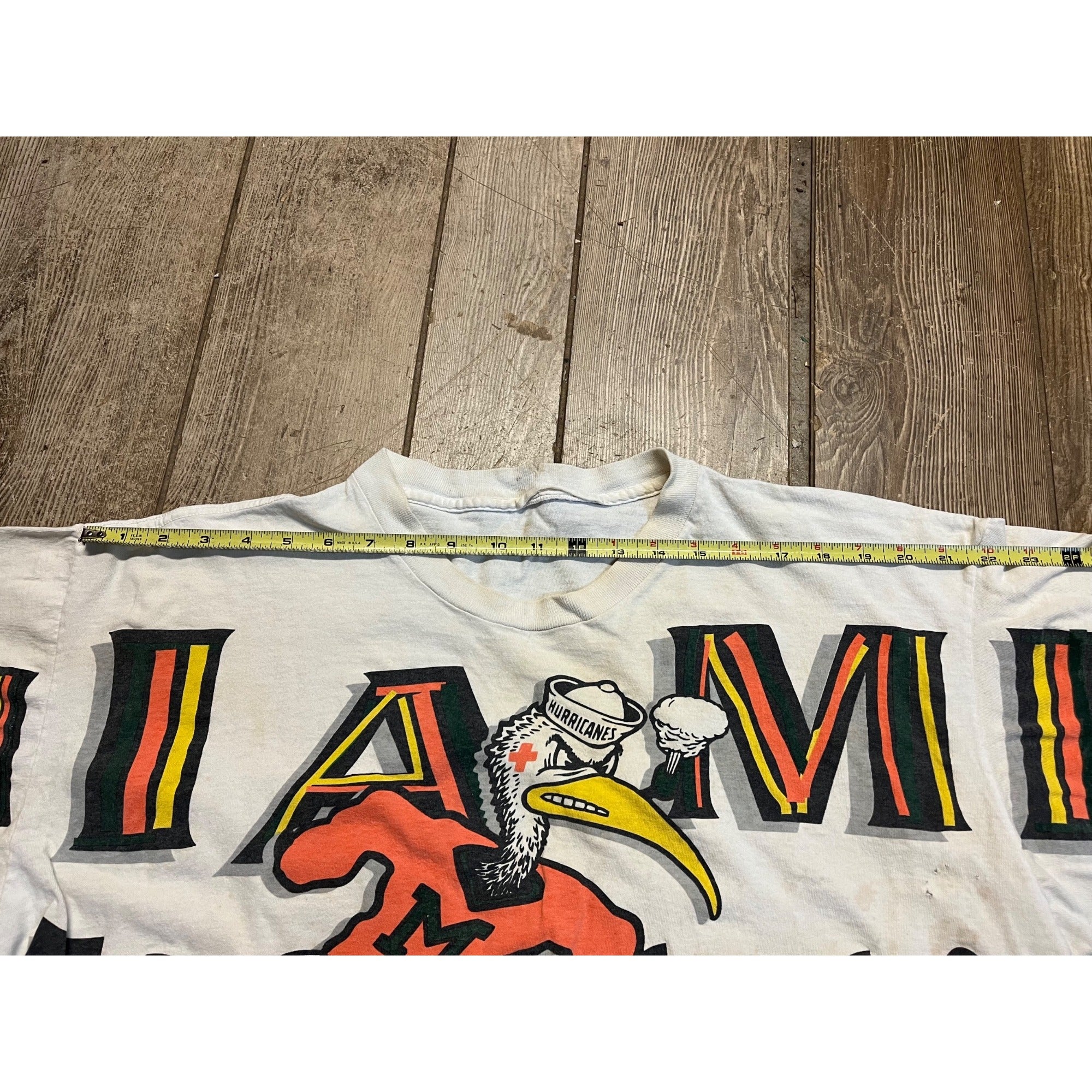 Vintage 90s Miami Hurricanes T-Shirt Mens XL NCAA Apex Single Stitch All Over Print