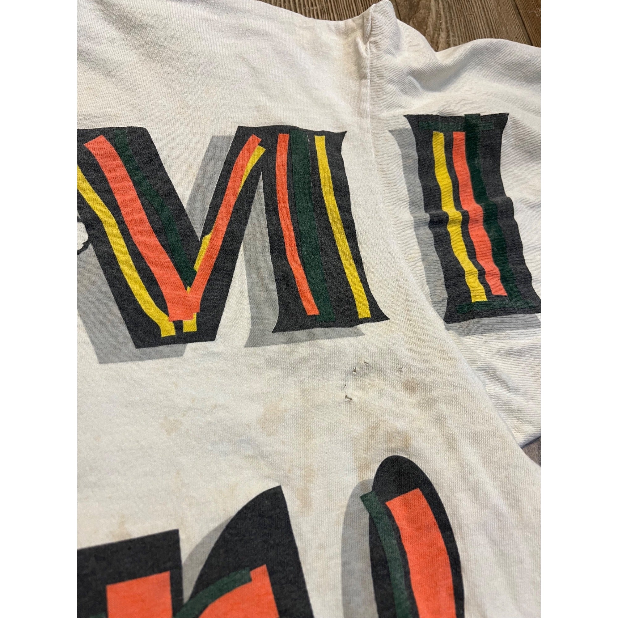 Vintage 90s Miami Hurricanes T-Shirt Mens XL NCAA Apex Single Stitch All Over Print