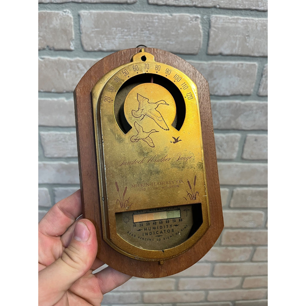 Vintage Vernco Gunstock Gifts Solid Walnut Weather Gauge Meekin-Flaherty Co. Fond du Lac, WI The Vernon Company