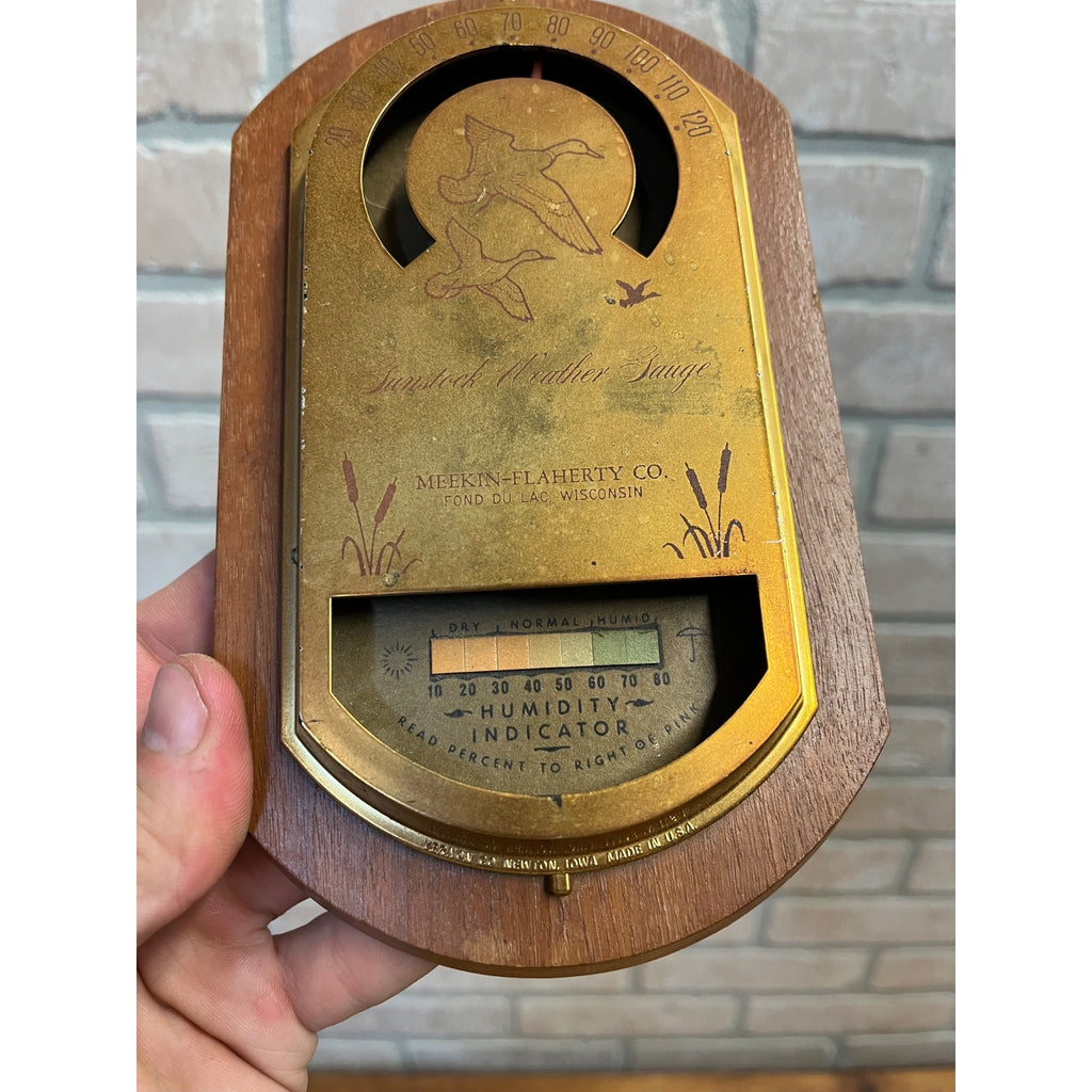 Vintage Vernco Gunstock Gifts Solid Walnut Weather Gauge Meekin-Flaherty Co. Fond du Lac, WI The Vernon Company