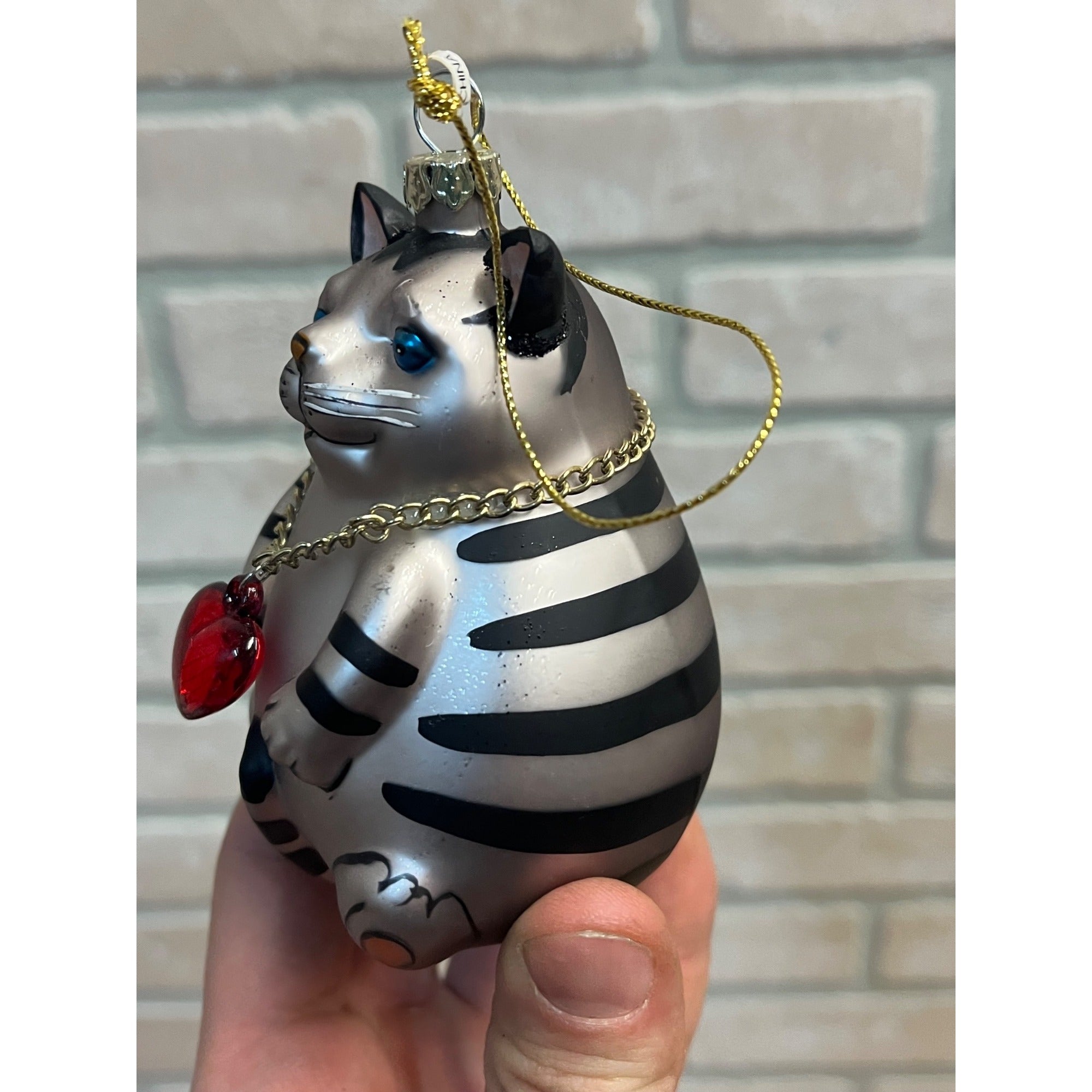 Smithsonian Institution Blown Glass Hand Painted Fat Cat Christmas Ornament (3)