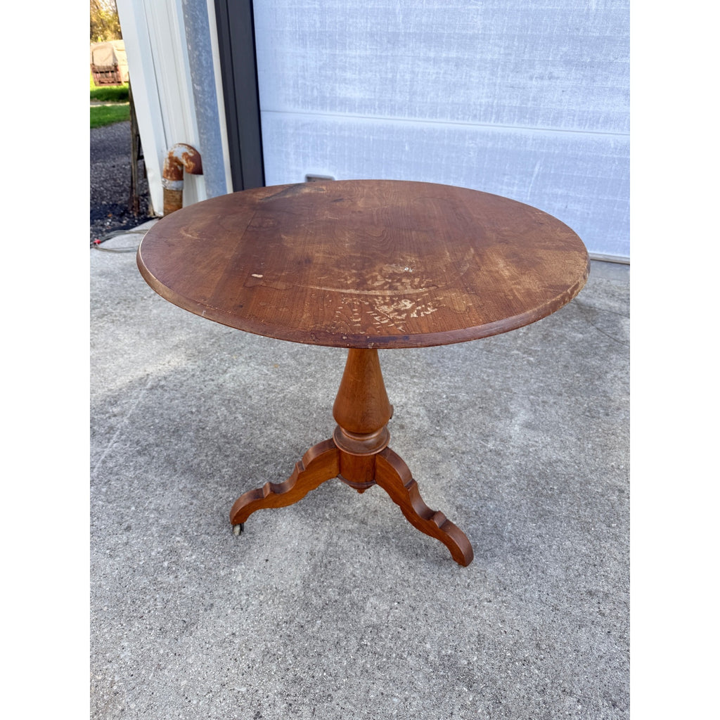Antique 1880s American Victorian Walnut Pedestal Center Table w/ Casters