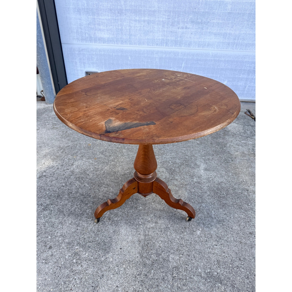 Antique 1880s American Victorian Walnut Pedestal Center Table w/ Casters