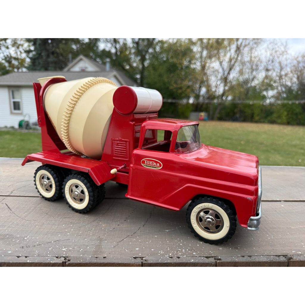 Vintage Tonka Cement Mixer Truck Red No. 620 Pressed Steel Toy