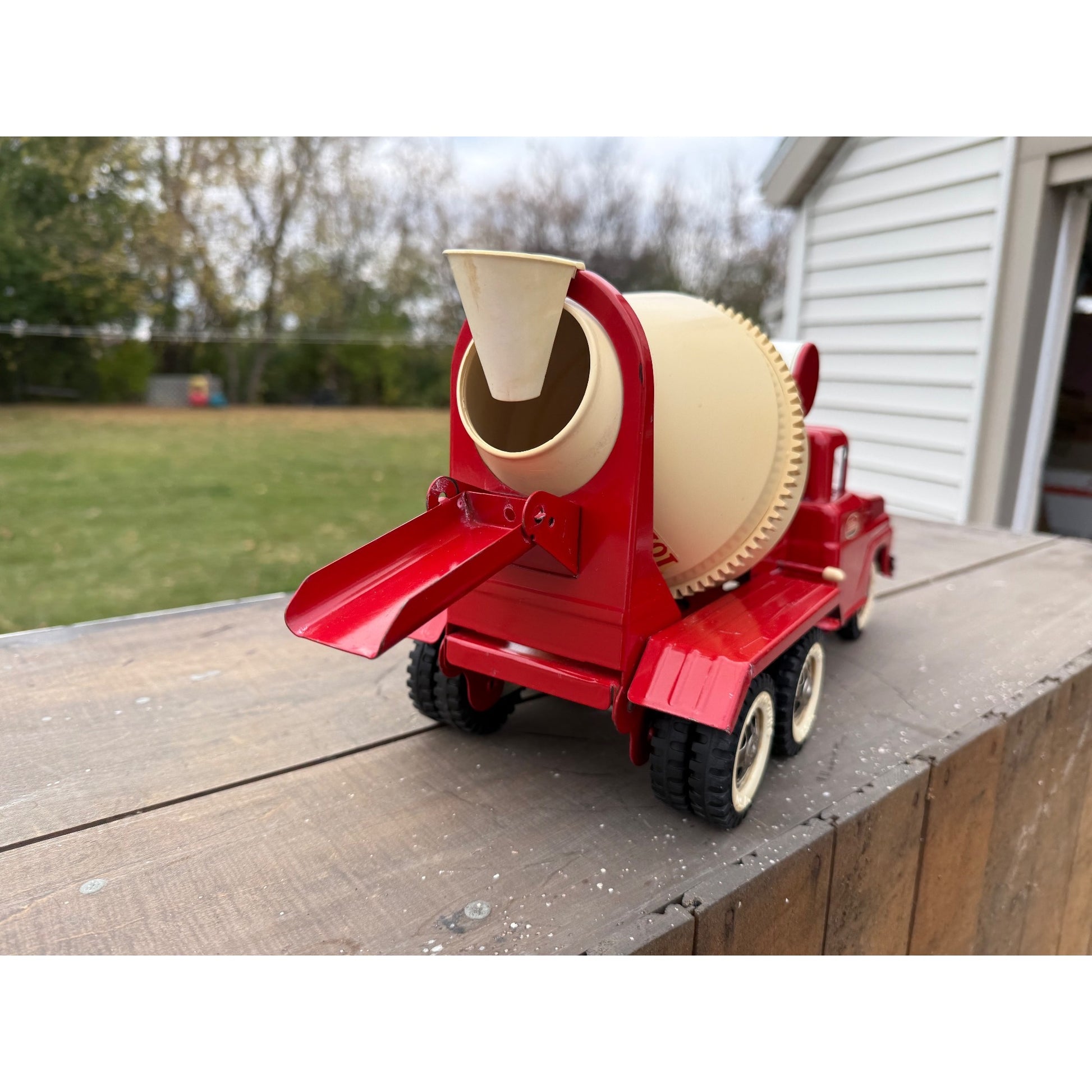Vintage Tonka Cement Mixer Truck Red No. 620 Pressed Steel Toy