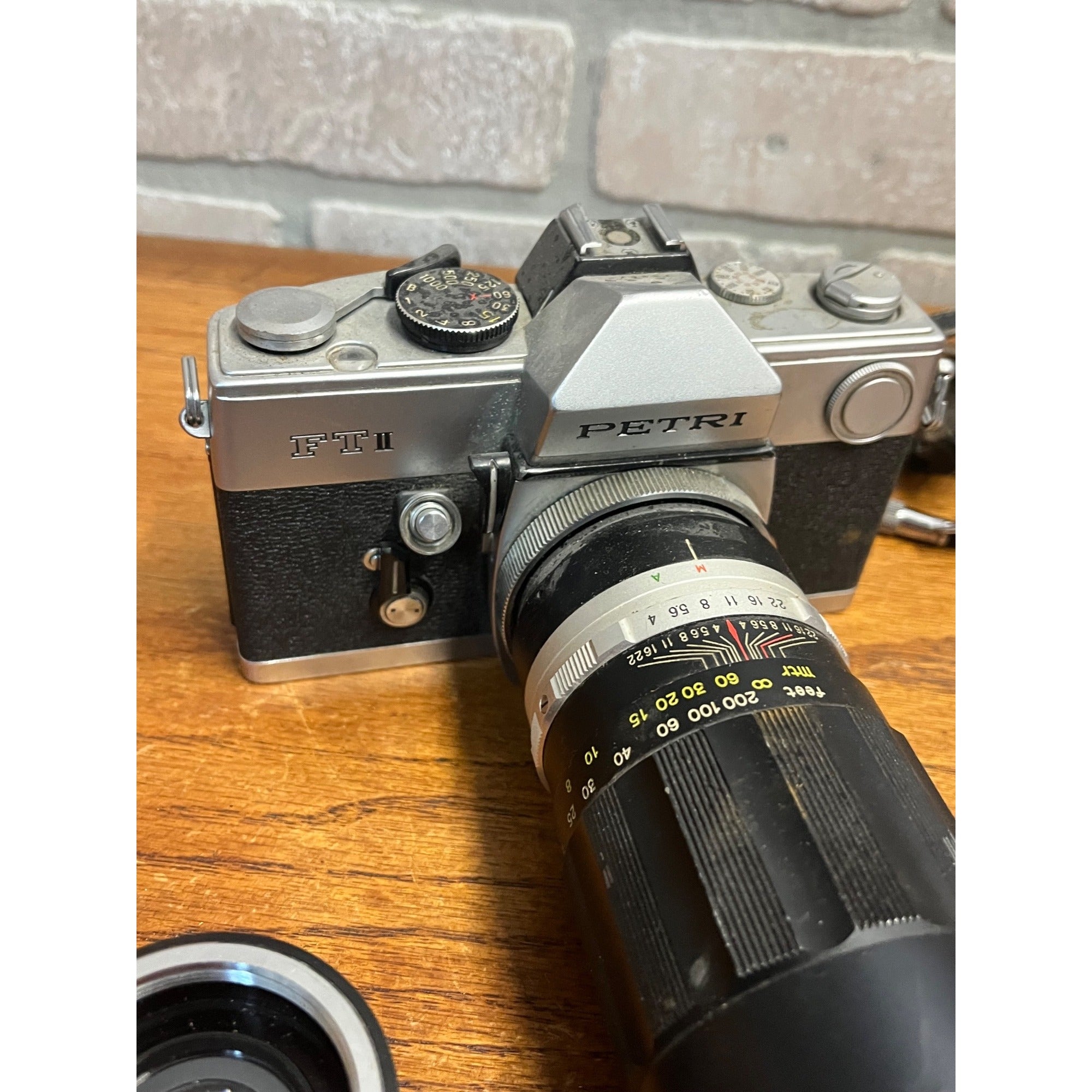 Vintage Petri FT II SLR 35mm Film Camera w/ GE Exposure Meter