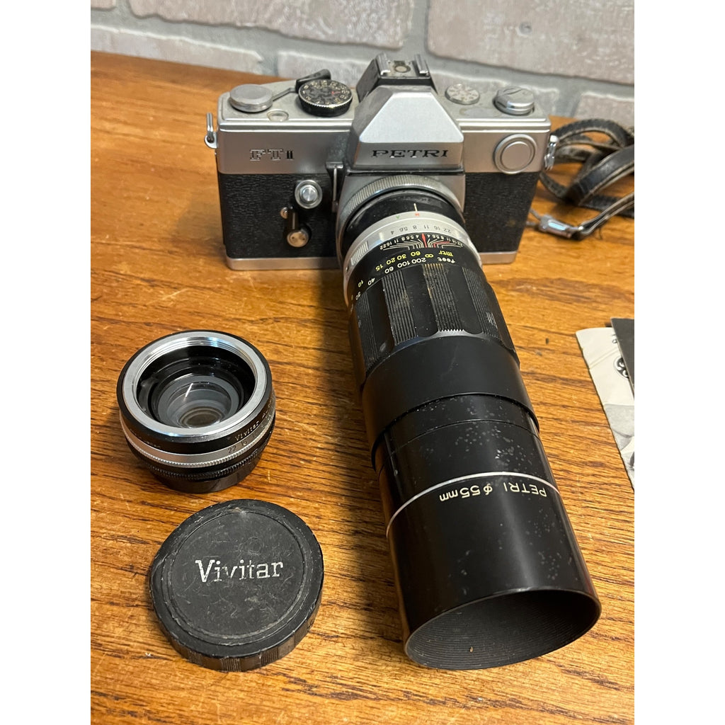 Vintage Petri FT II SLR 35mm Film Camera w/ GE Exposure Meter