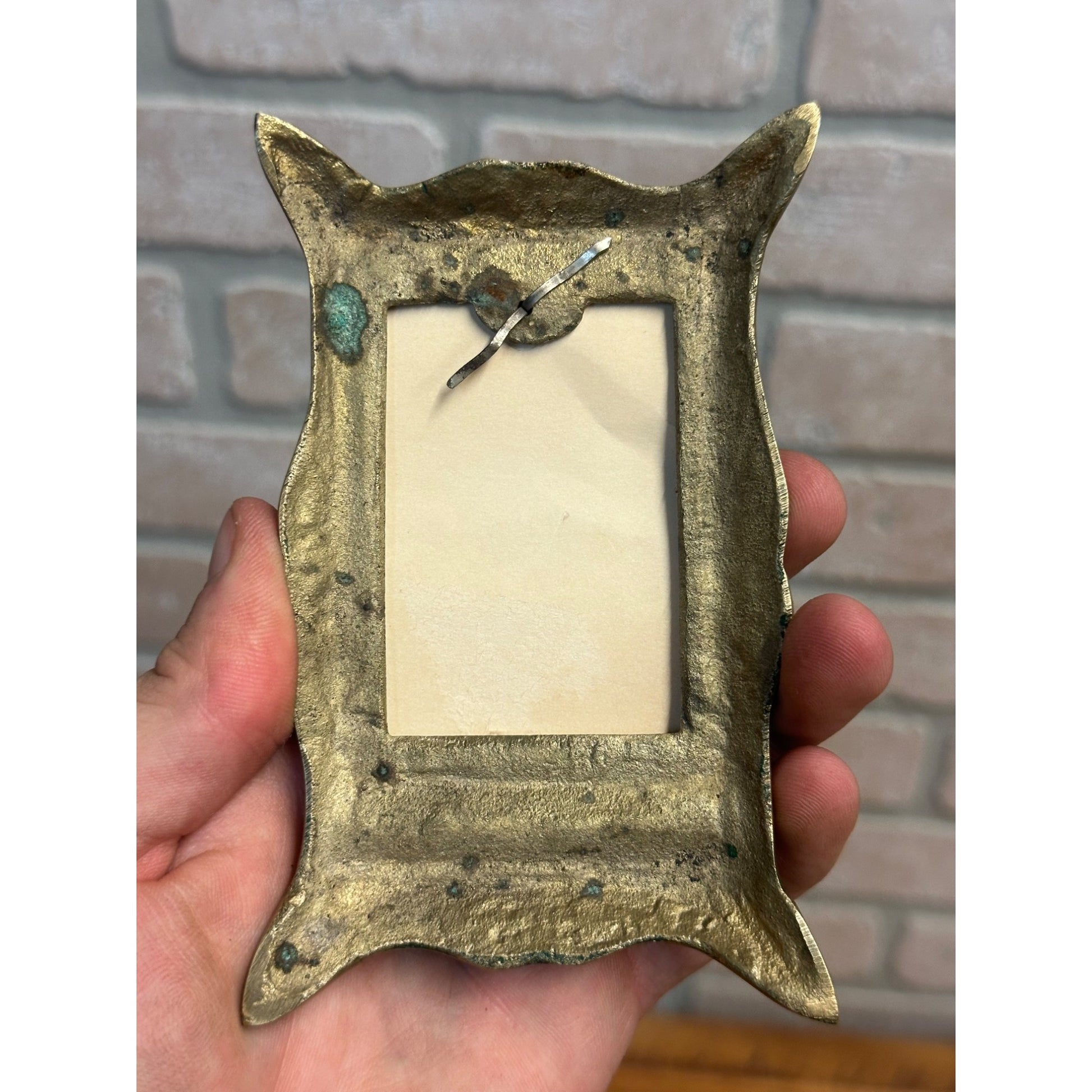 Vintage Brass Floral Parthenon Signed Inlaid Note Pad Pencil Holder Desktop