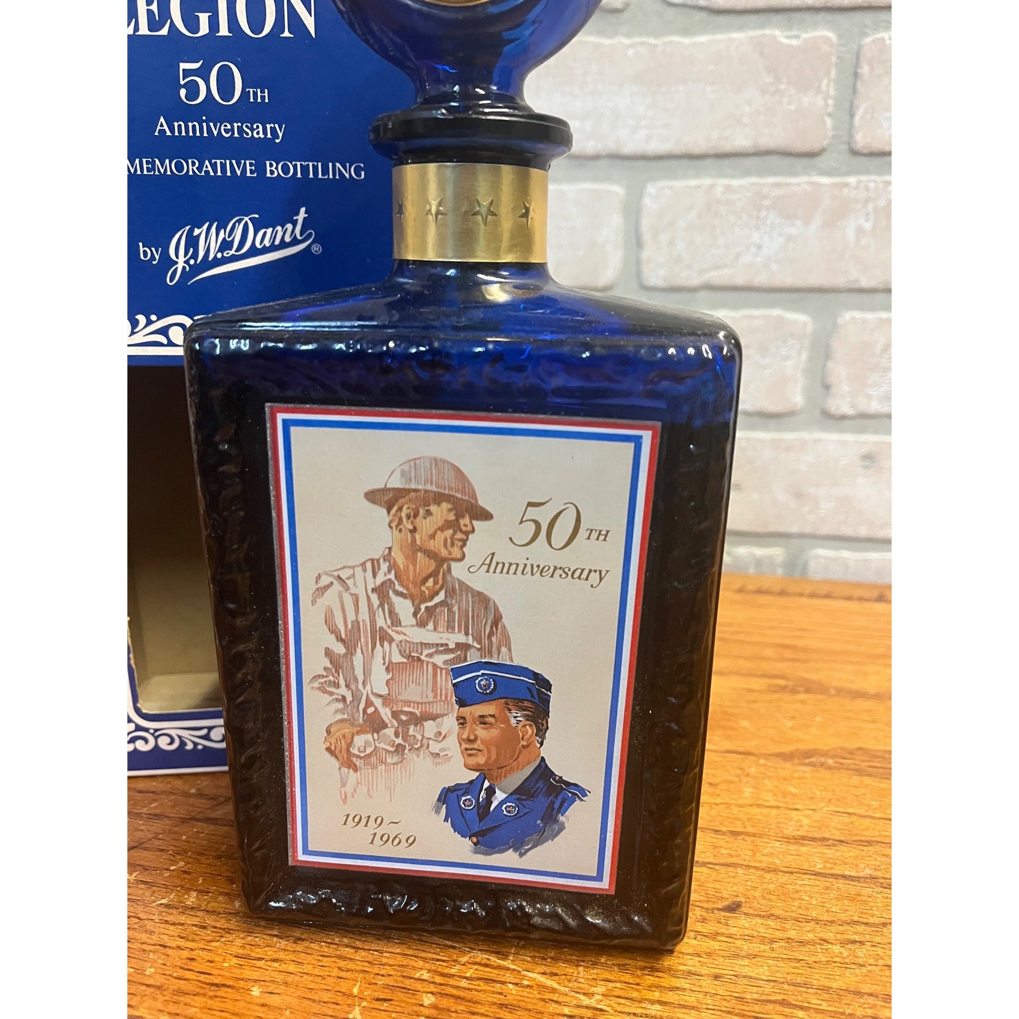 Vintage 1969 J.W. Dant American Legion 50th Anniversary Bourbon Whiskey Decanter Bottle & Box