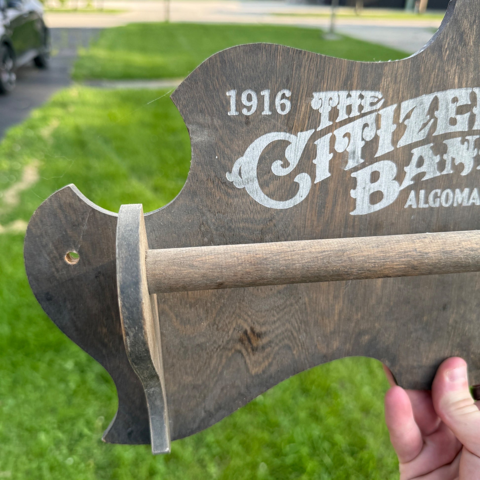 Antique 1916 "The Citizen's Bank" Algoma Wis Wooden Advertising Towel Rack Wall